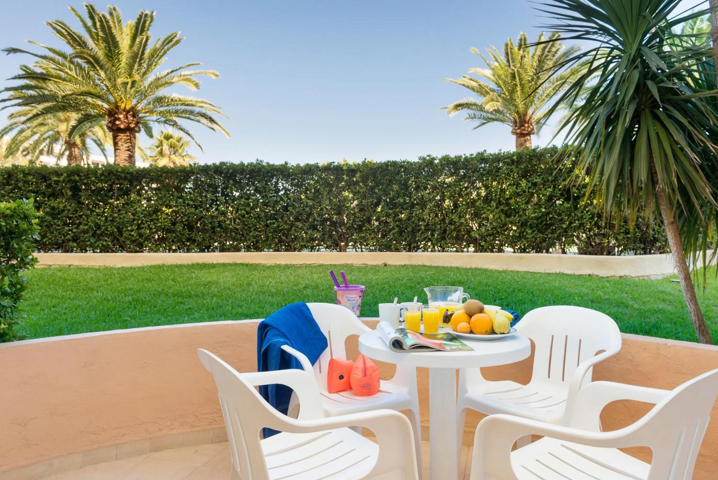 Garden view in Alcudia Beach Apartments
