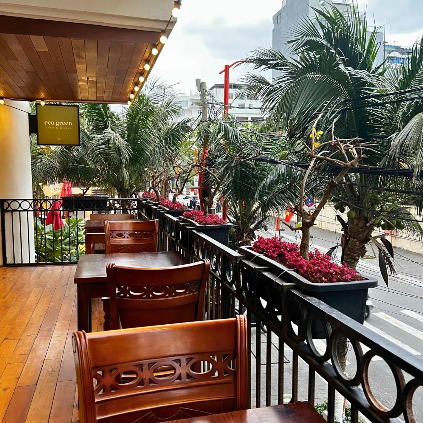 Restaurant/places to eat in Eco Green Boutique Hotel Da Nang