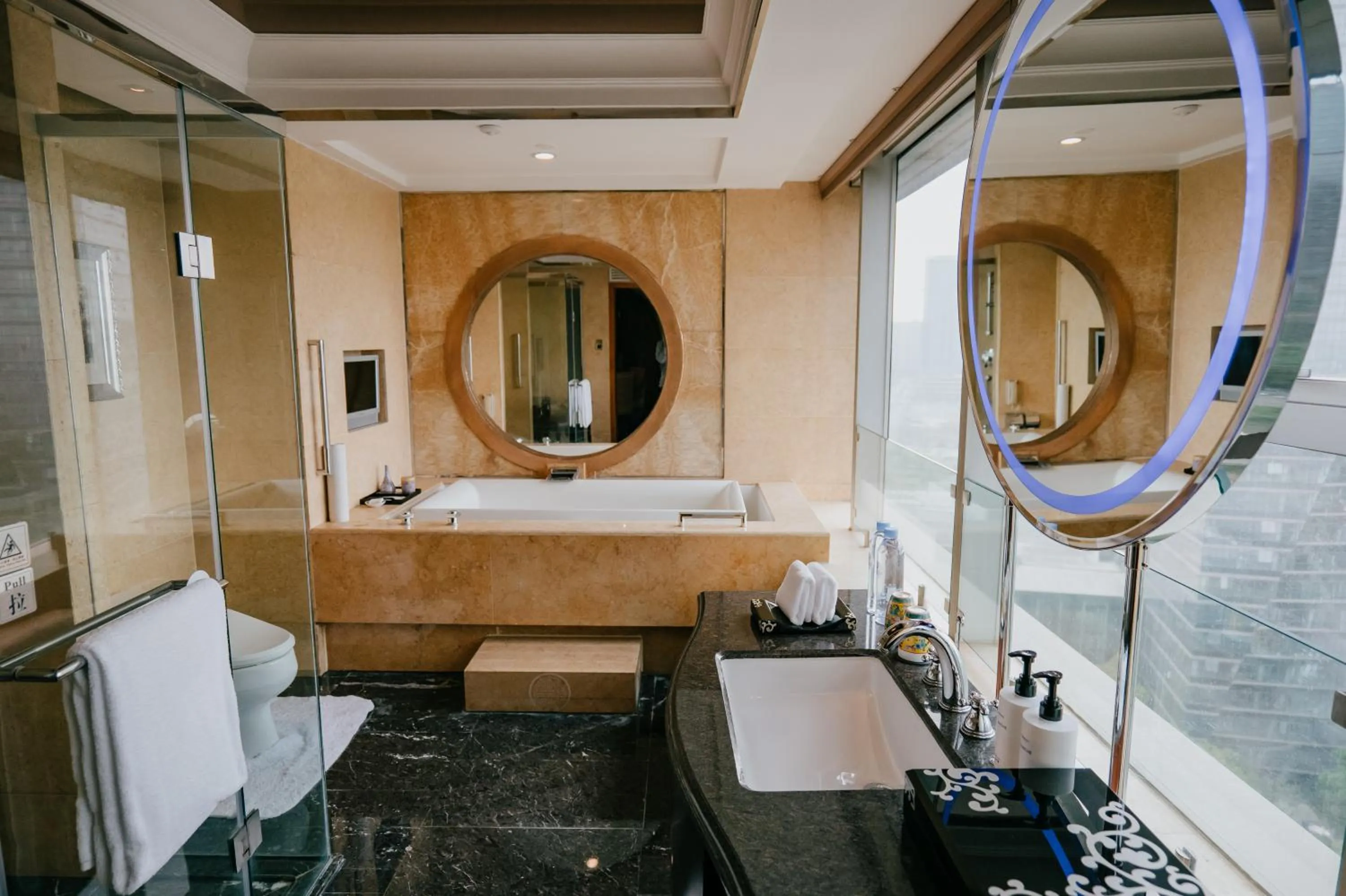 Bathroom in InterContinental Century City Chengdu