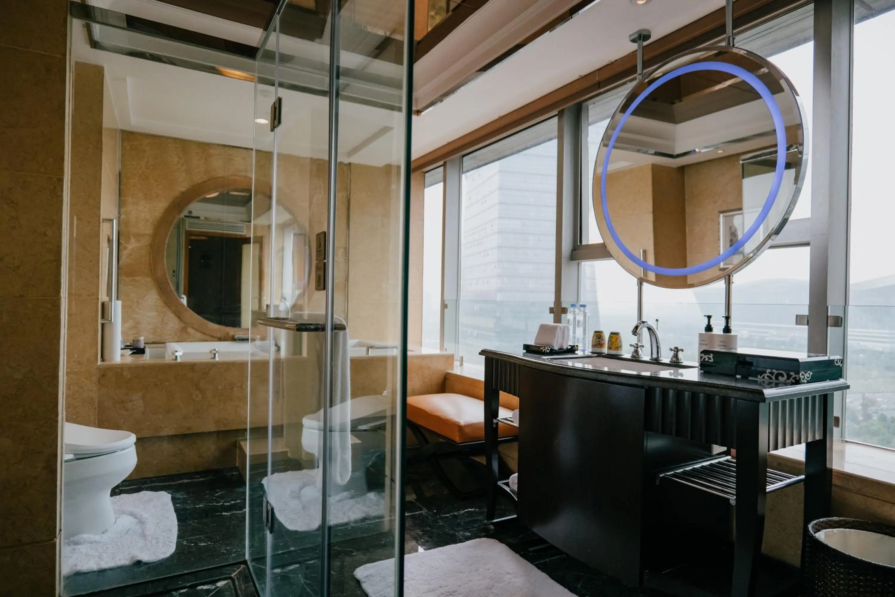 Bathroom in InterContinental Century City Chengdu