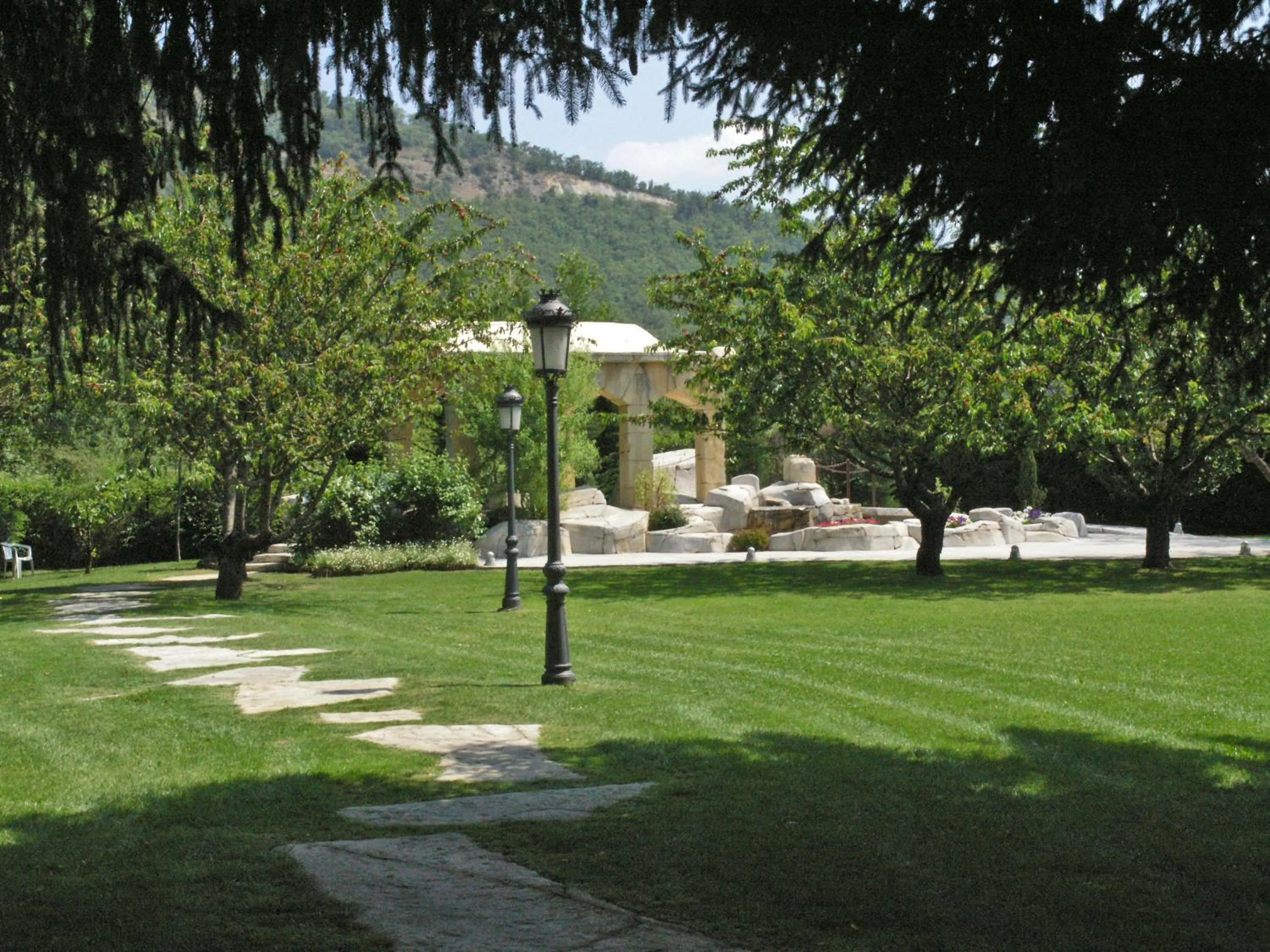 Garden in Don Carlos