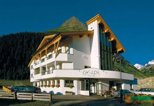 Facade/entrance in Hotel Casada - Silvretta Premium Card Betrieb