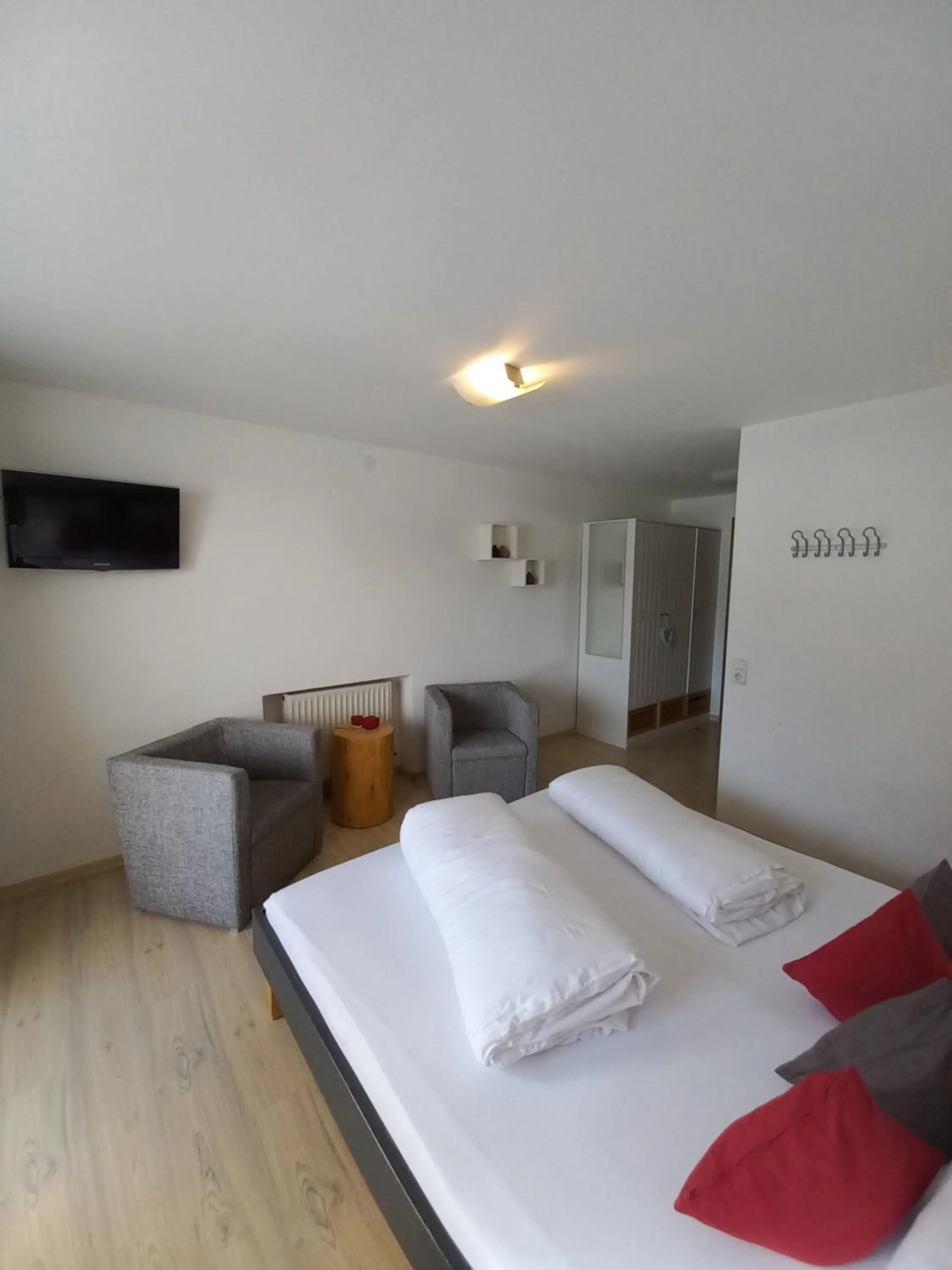 Bed in Hotel Casada - Silvretta Premium Card Betrieb