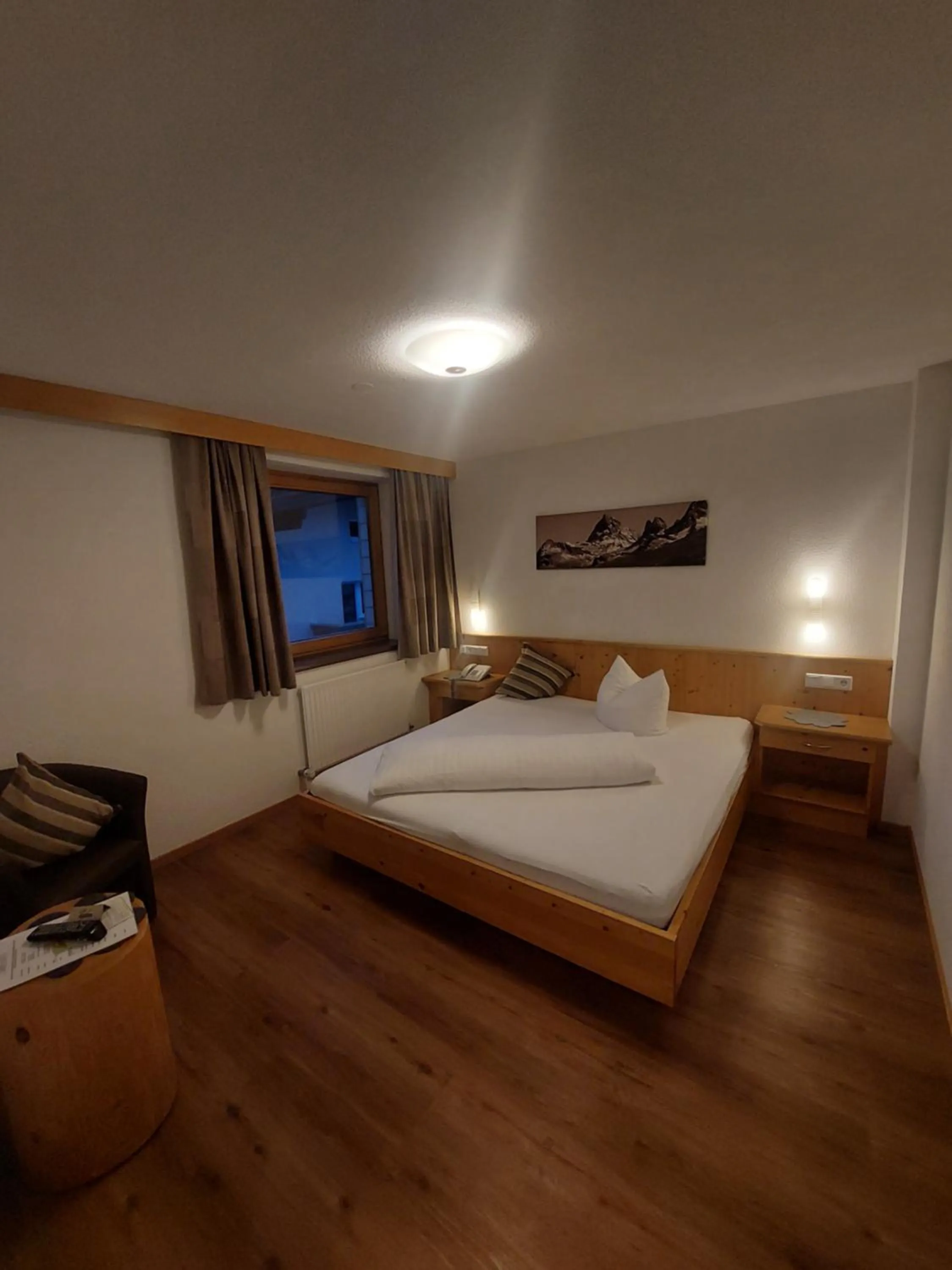 Bed in Hotel Casada - Silvretta Premium Card Betrieb