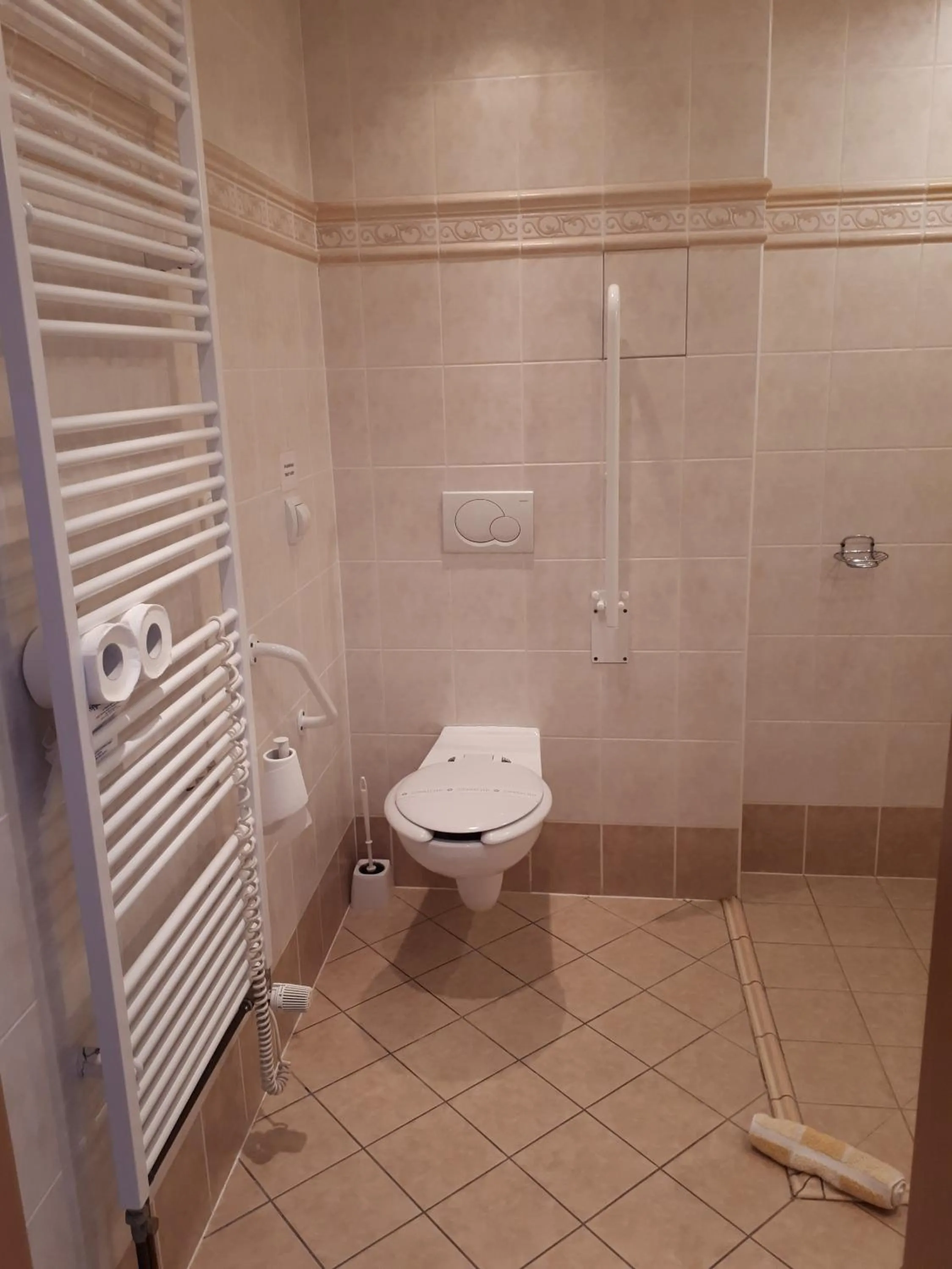 Toilet in Hotel Maria