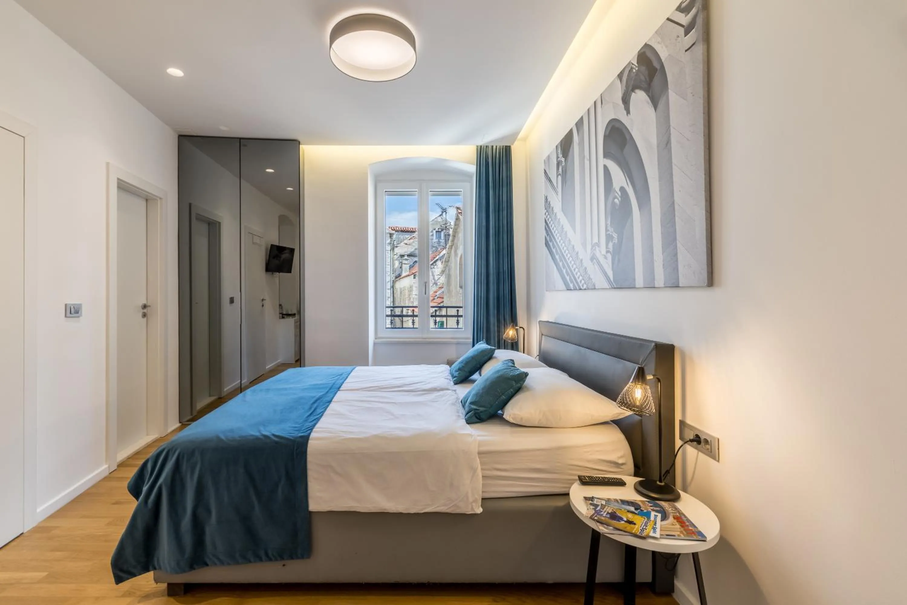 Deluxe Queen Room in Luxury rooms Paula - in the old town