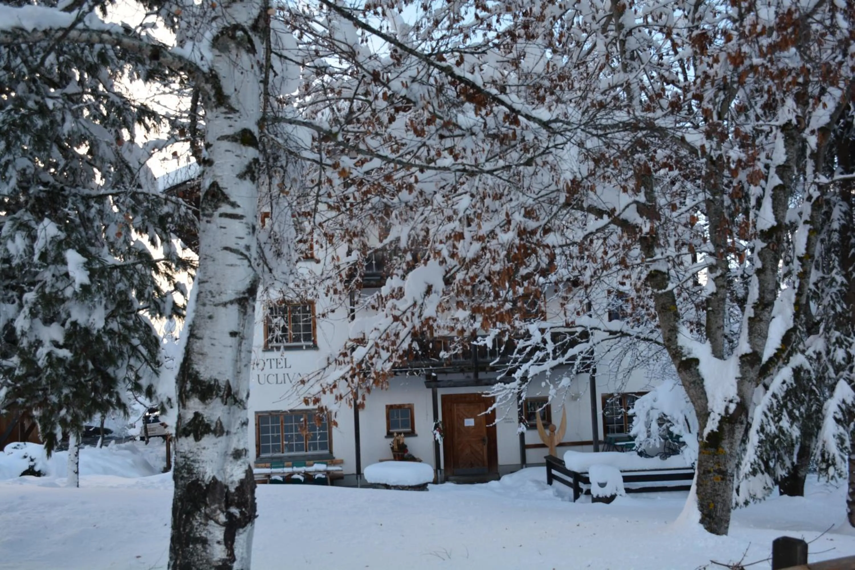 Property building in Hotel Ucliva