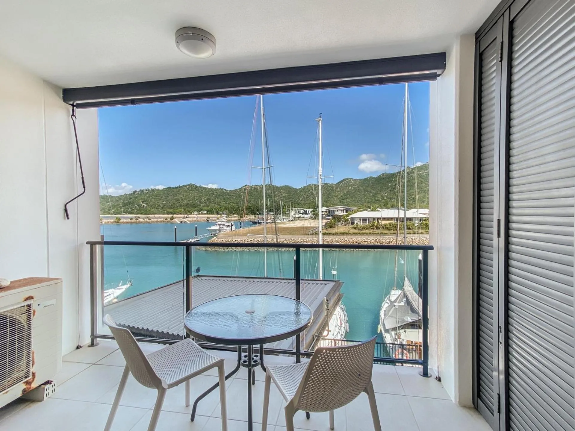 Beach in Blue on Blue Studio Room 1242