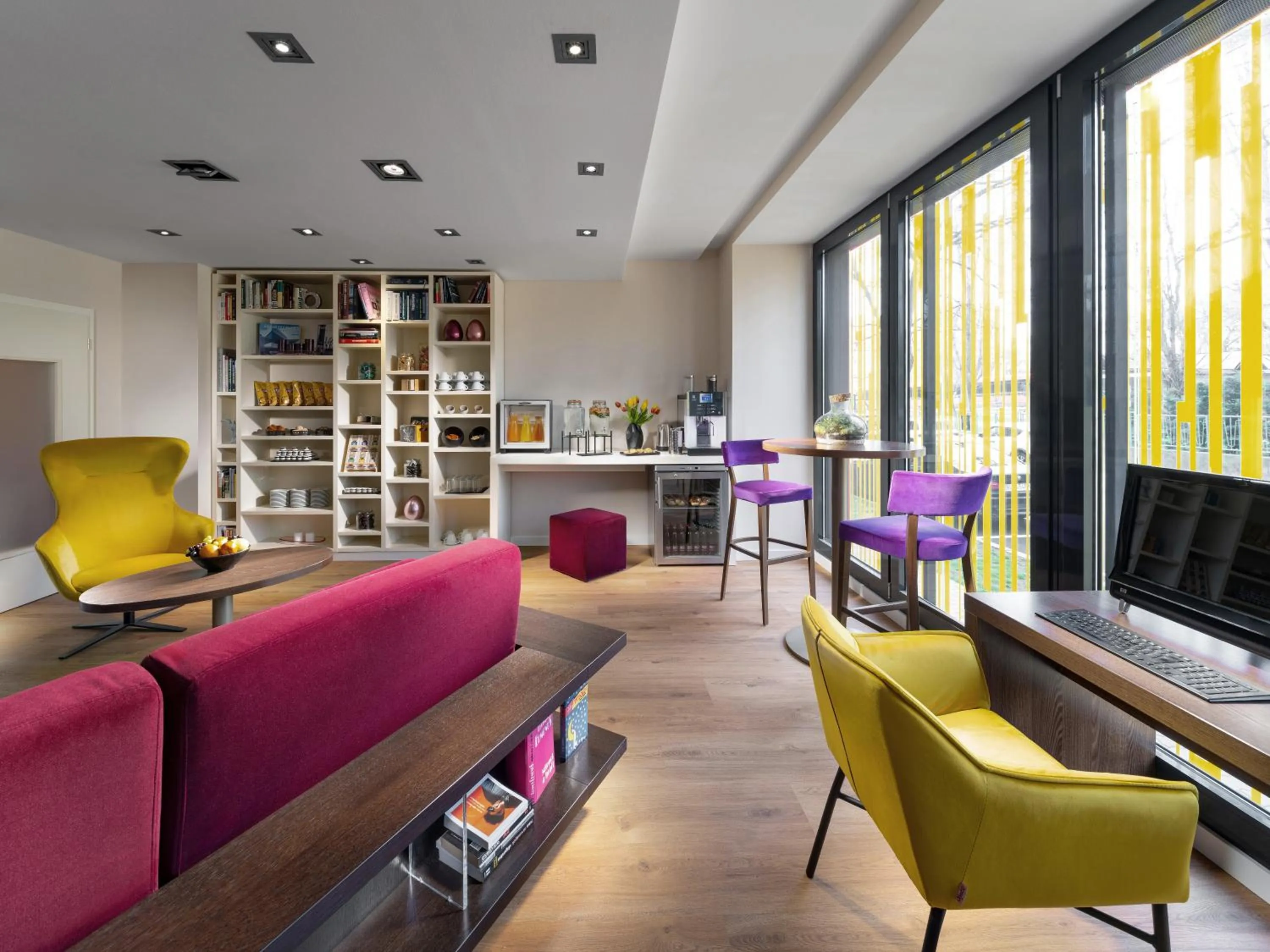 Communal lounge/ TV room in Clarion Congress Hotel Bratislava