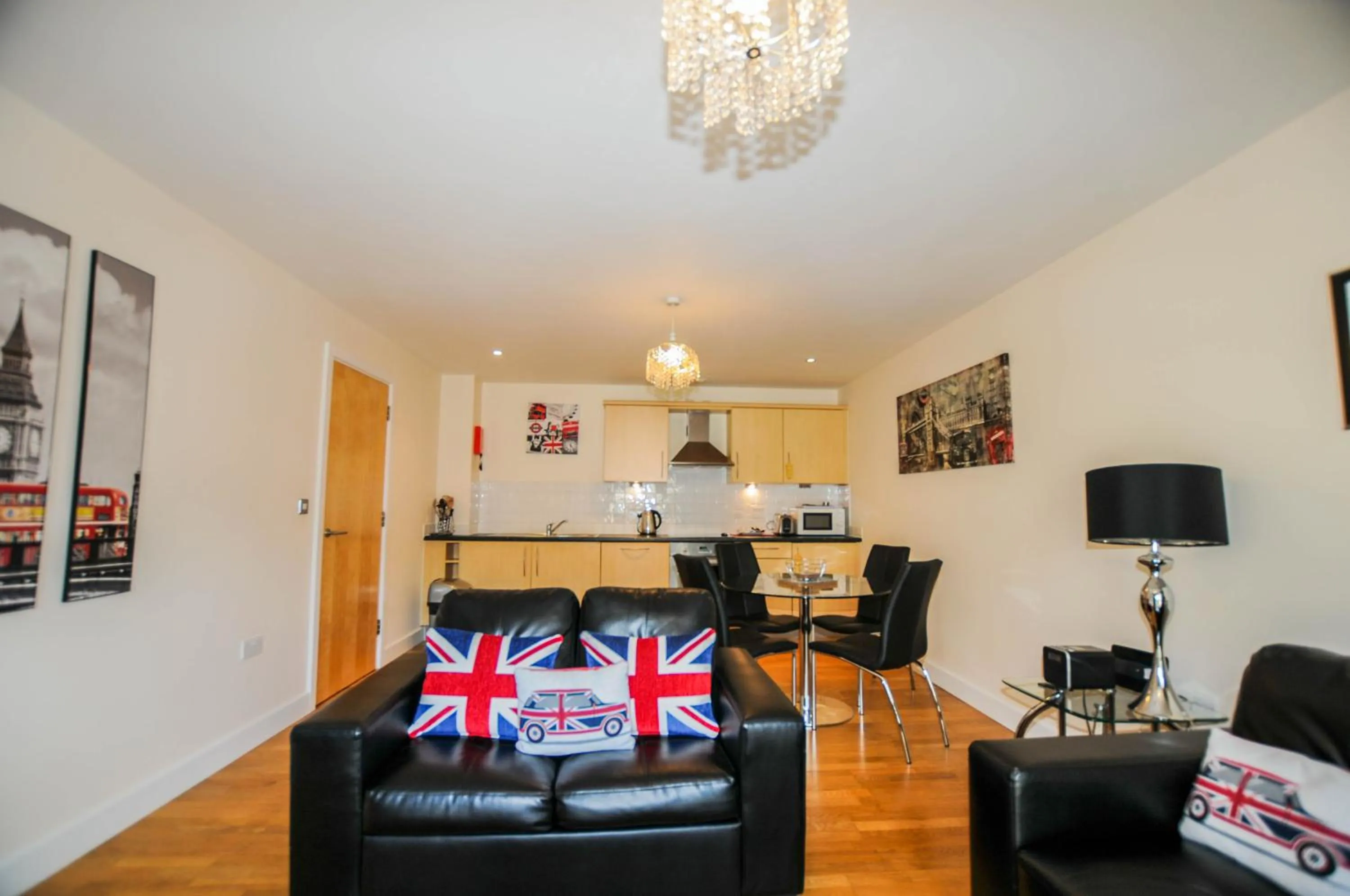 Living room in Hamilton Court Apartments from Your Stay Bristol