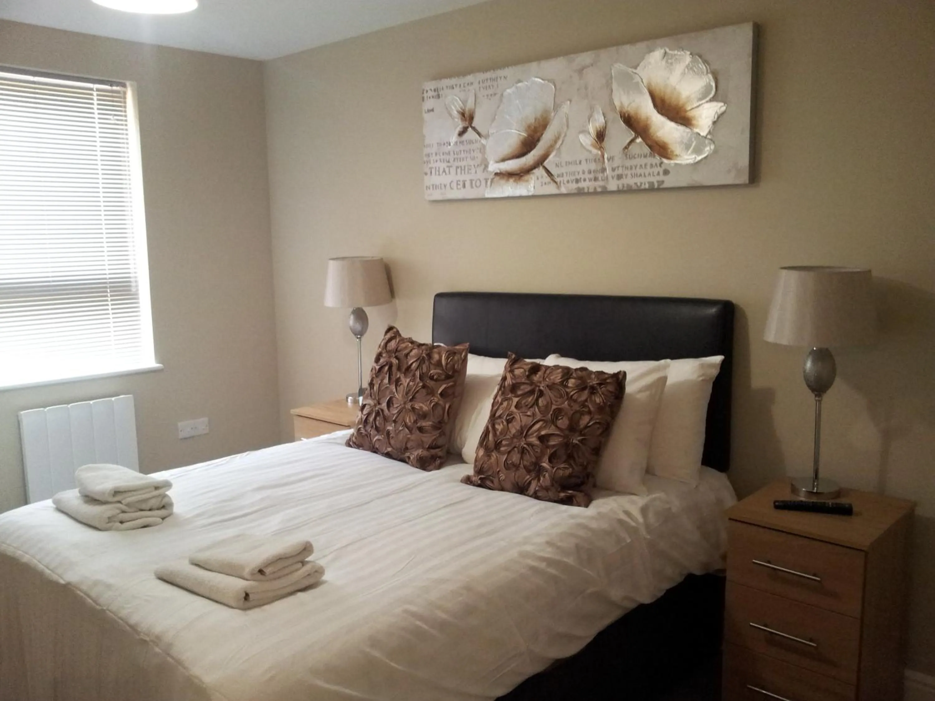 Bedroom, Bed in Hamilton Court Apartments from Your Stay Bristol