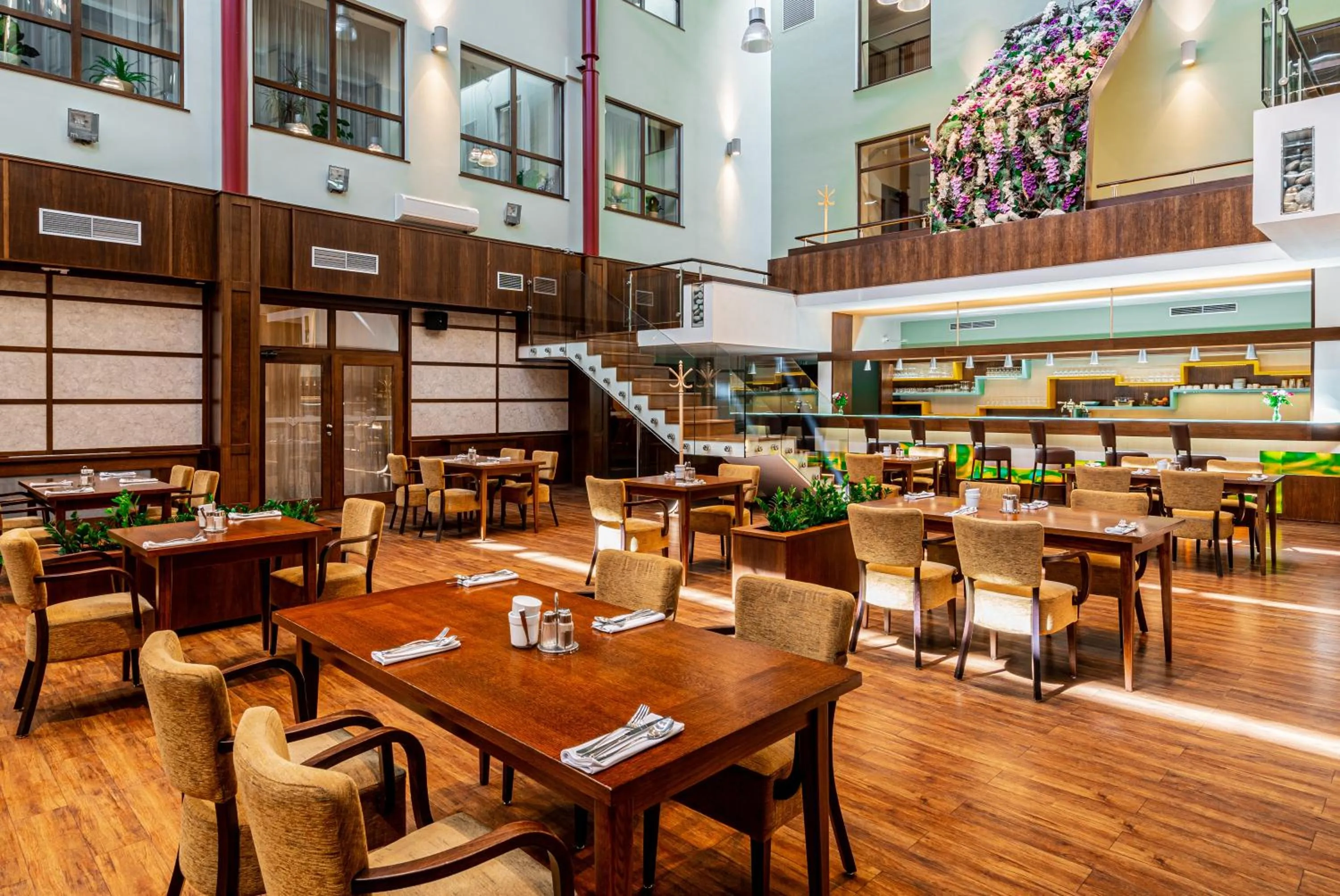 Breakfast in Hotel Baltaci Atrium