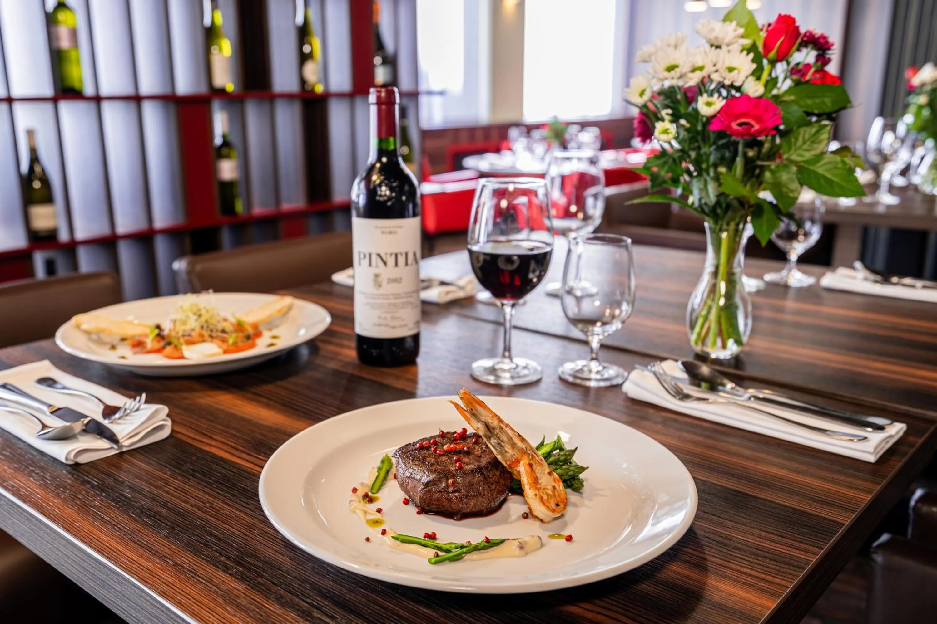 Restaurant/places to eat in Hotel Baltaci Atrium