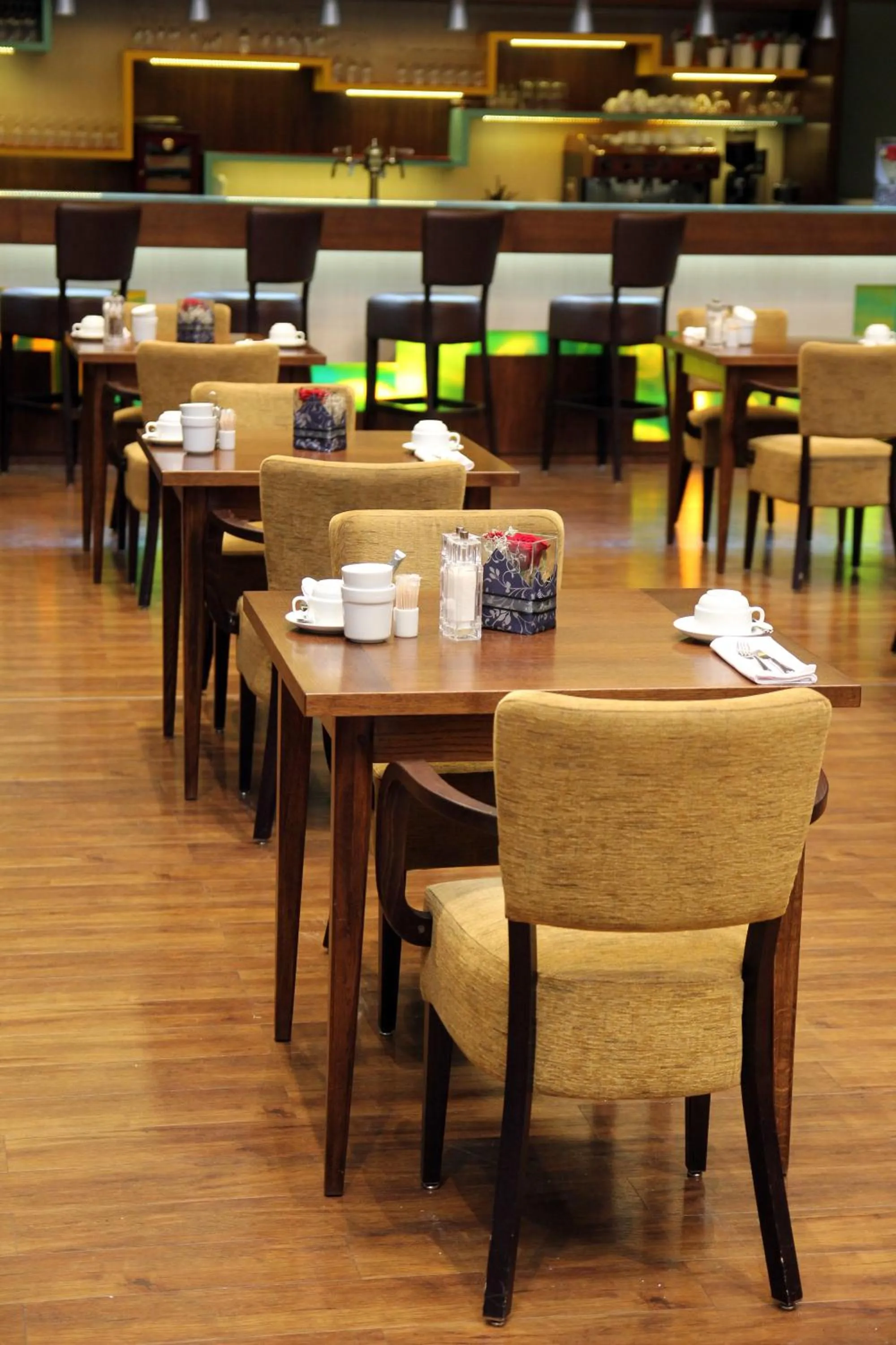 Lounge or bar in Hotel Baltaci Atrium