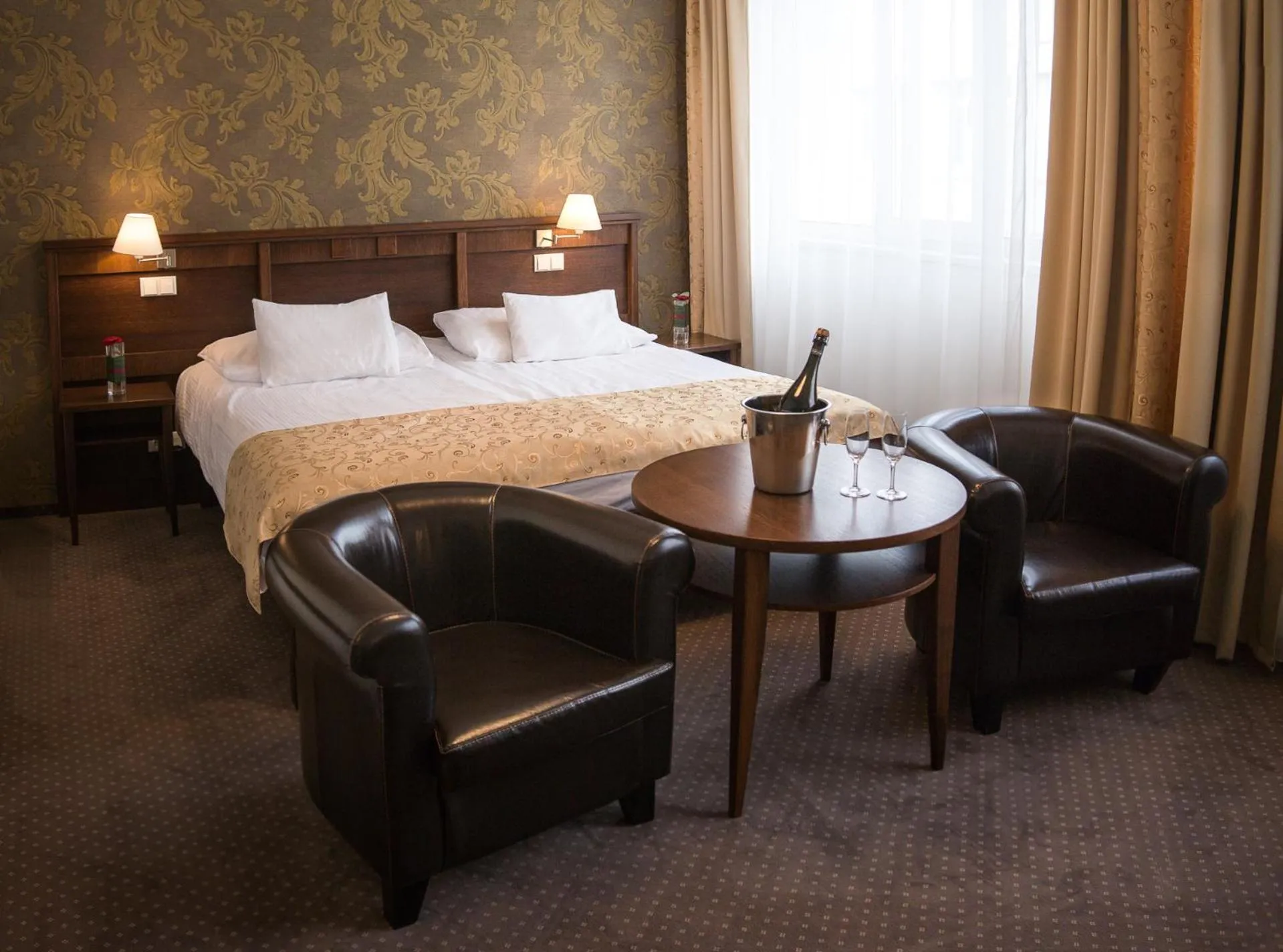 Bedroom, Bed in Hotel Baltaci Atrium