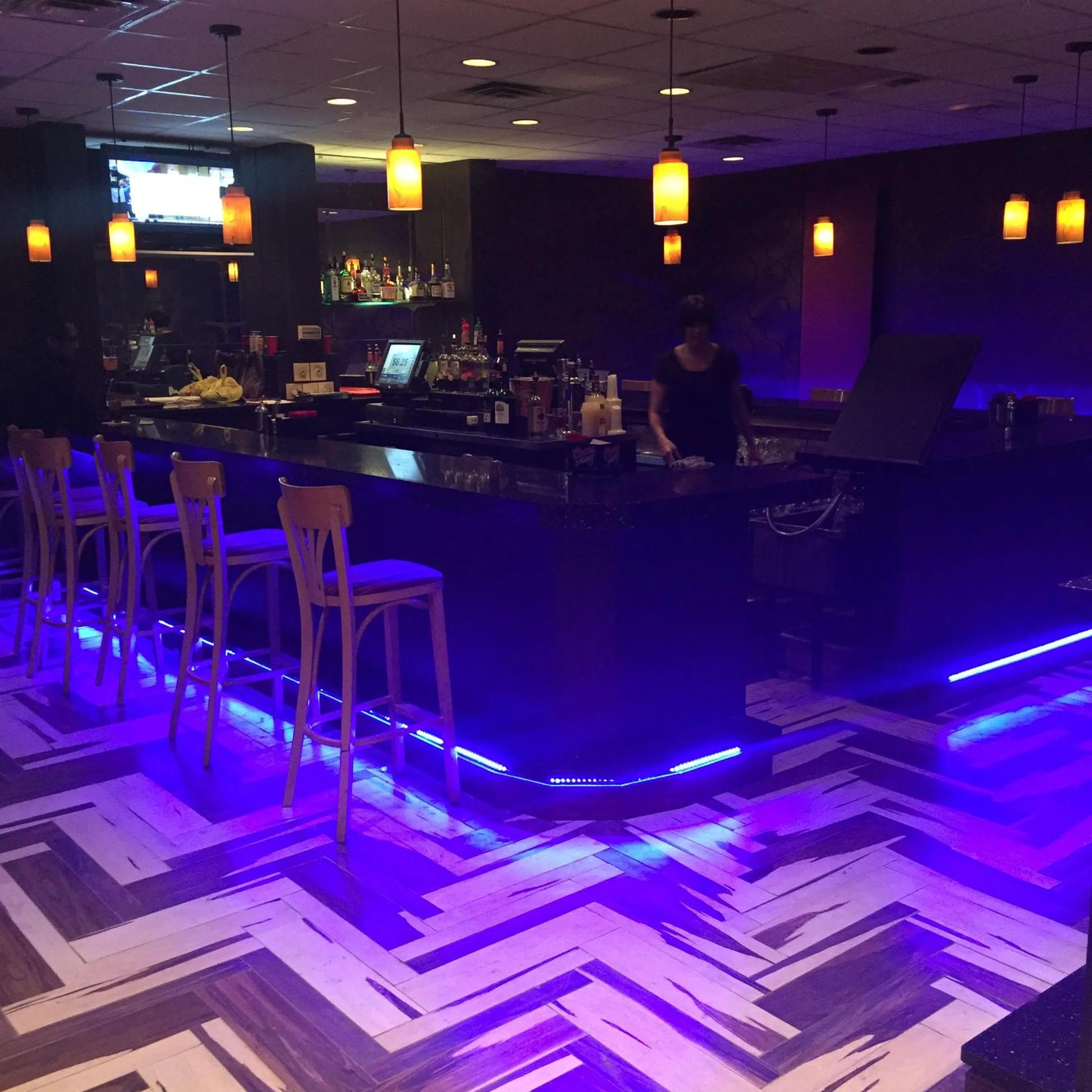 Restaurant/places to eat in Ramada by Wyndham Newburgh/West Point