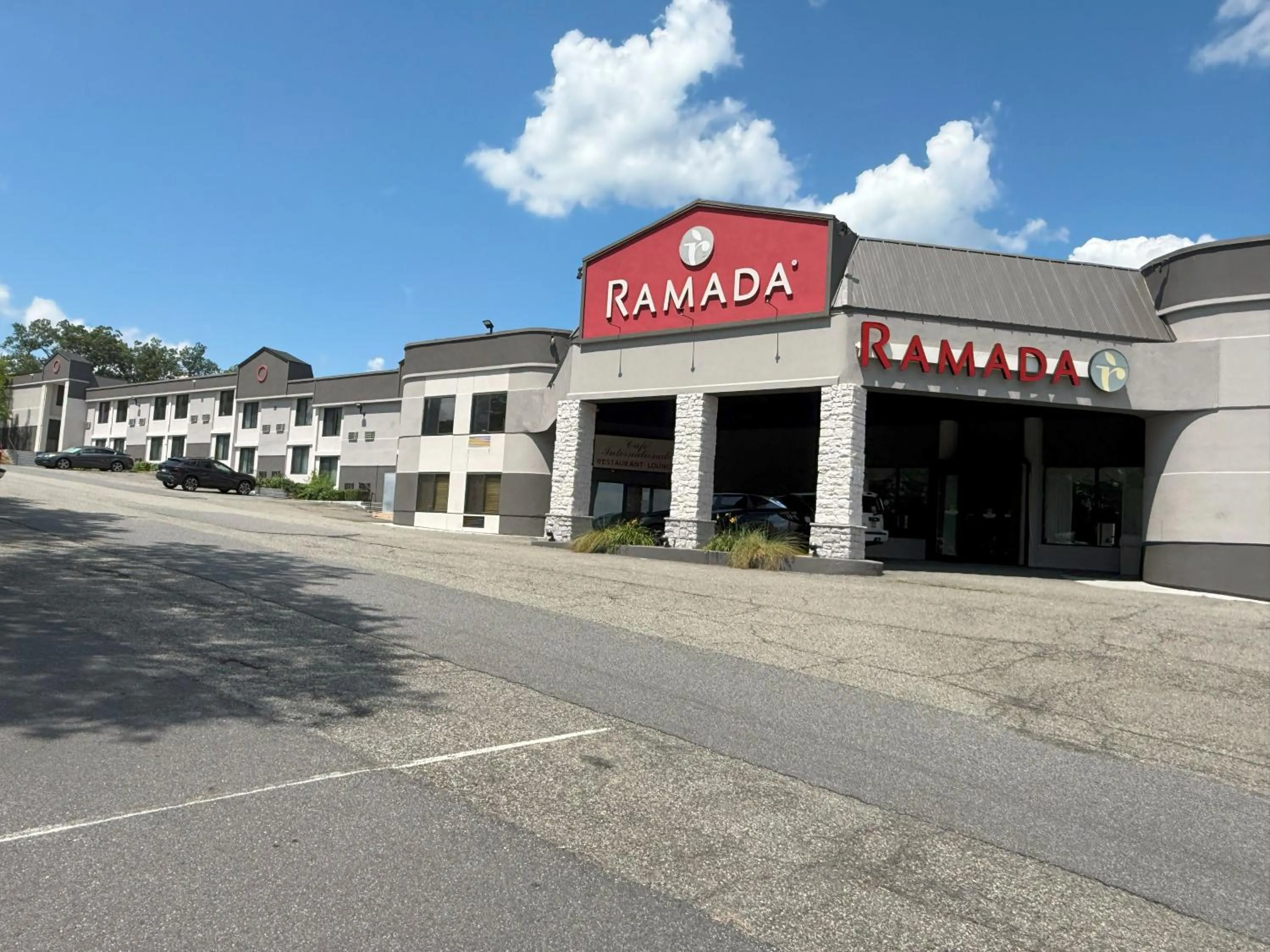Property building in Ramada by Wyndham Newburgh/West Point