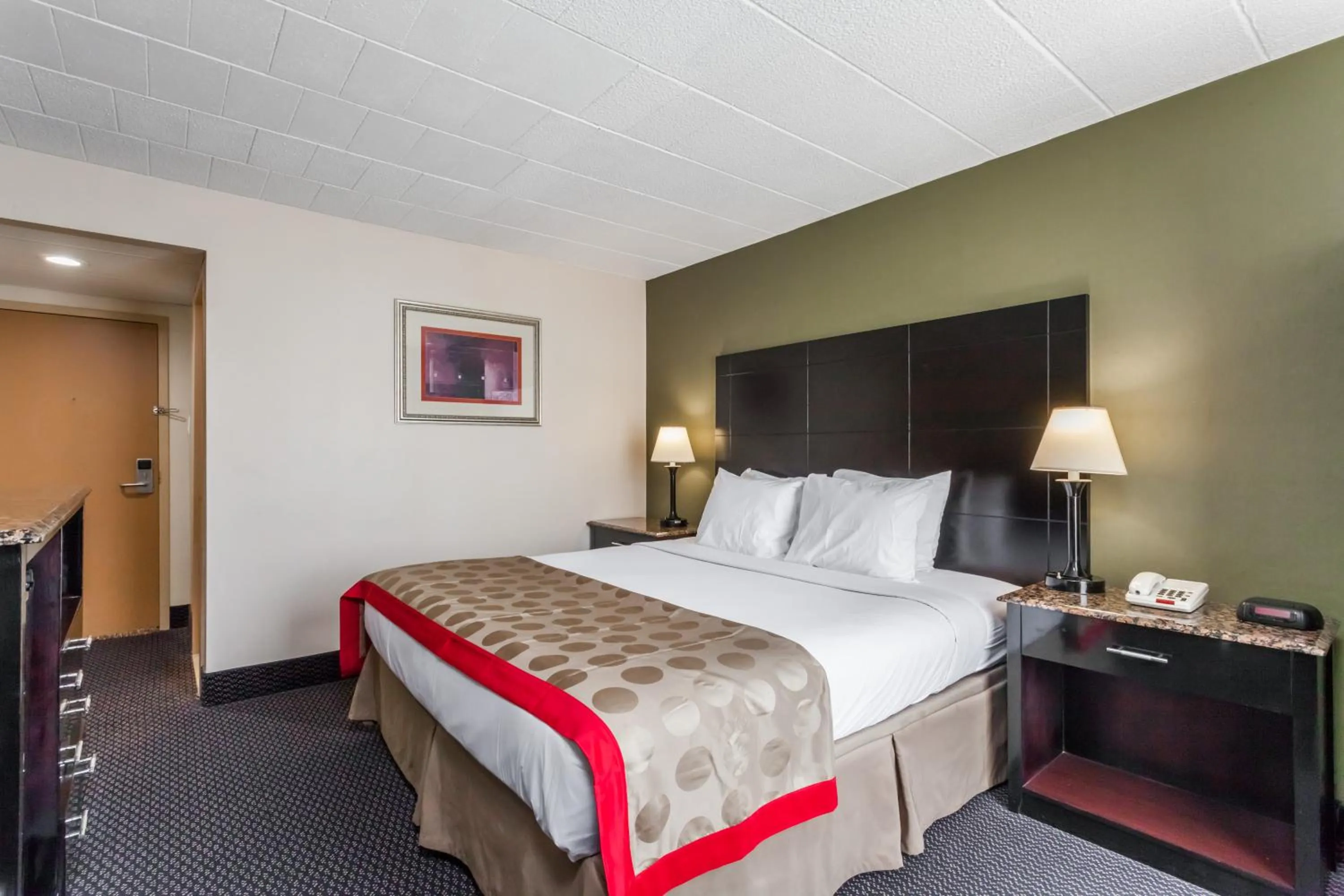 Bed in Ramada by Wyndham Newburgh/West Point