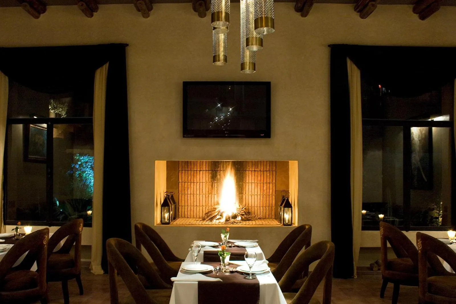 Restaurant/places to eat in Kasbah Agounsane Hotel & Spa