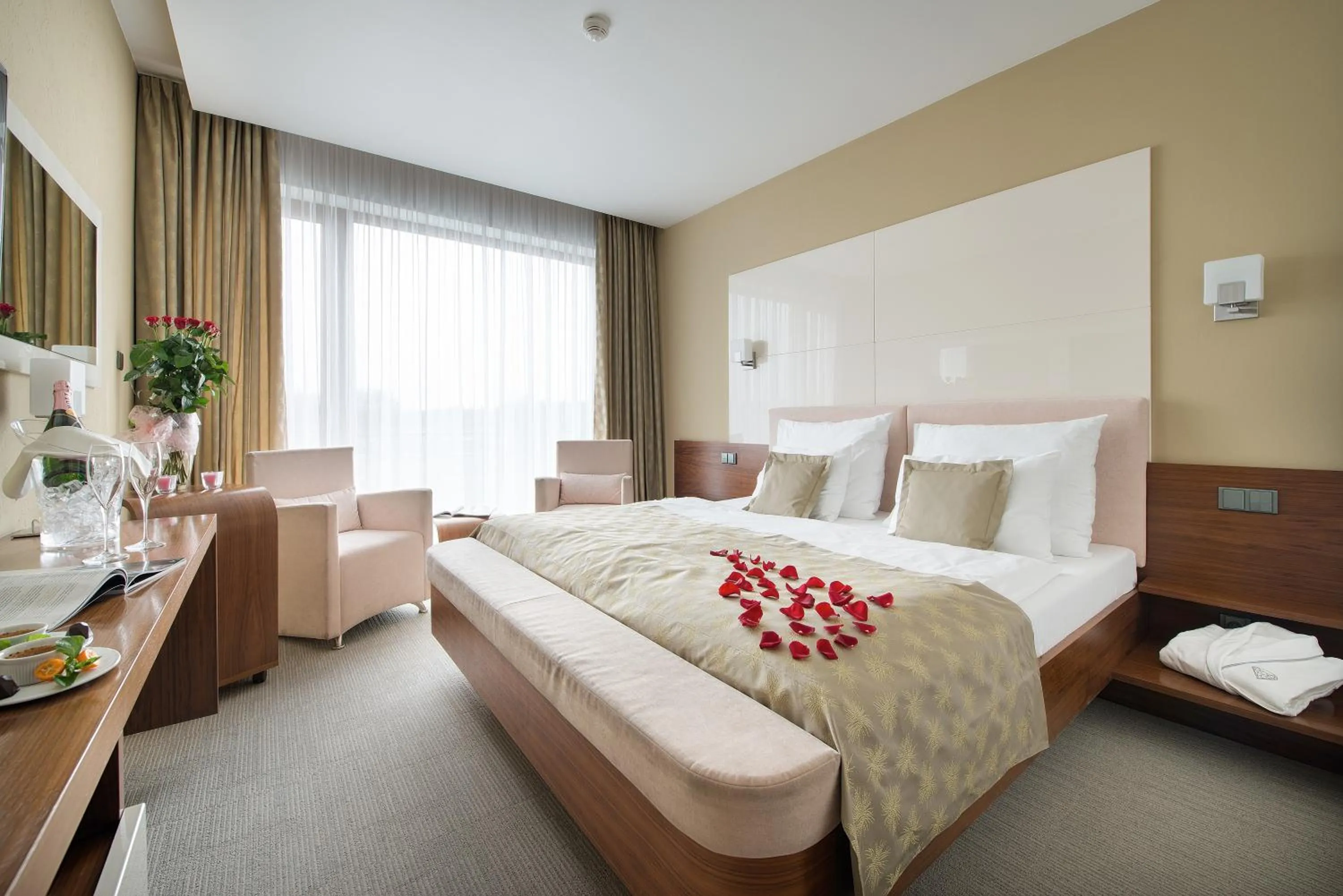 Bedroom, Bed in Wellness Hotel Diamant