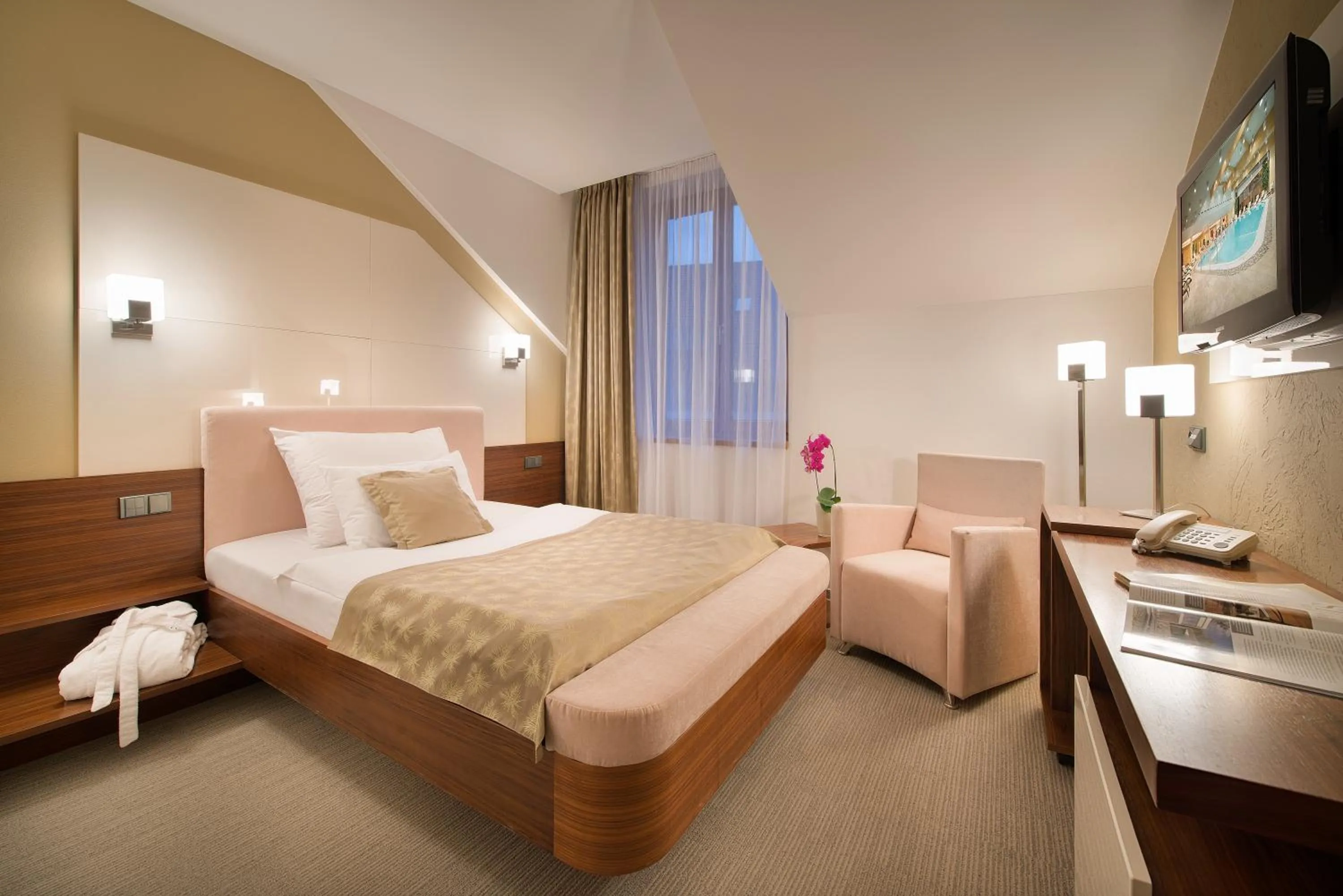 Bed in Wellness Hotel Diamant