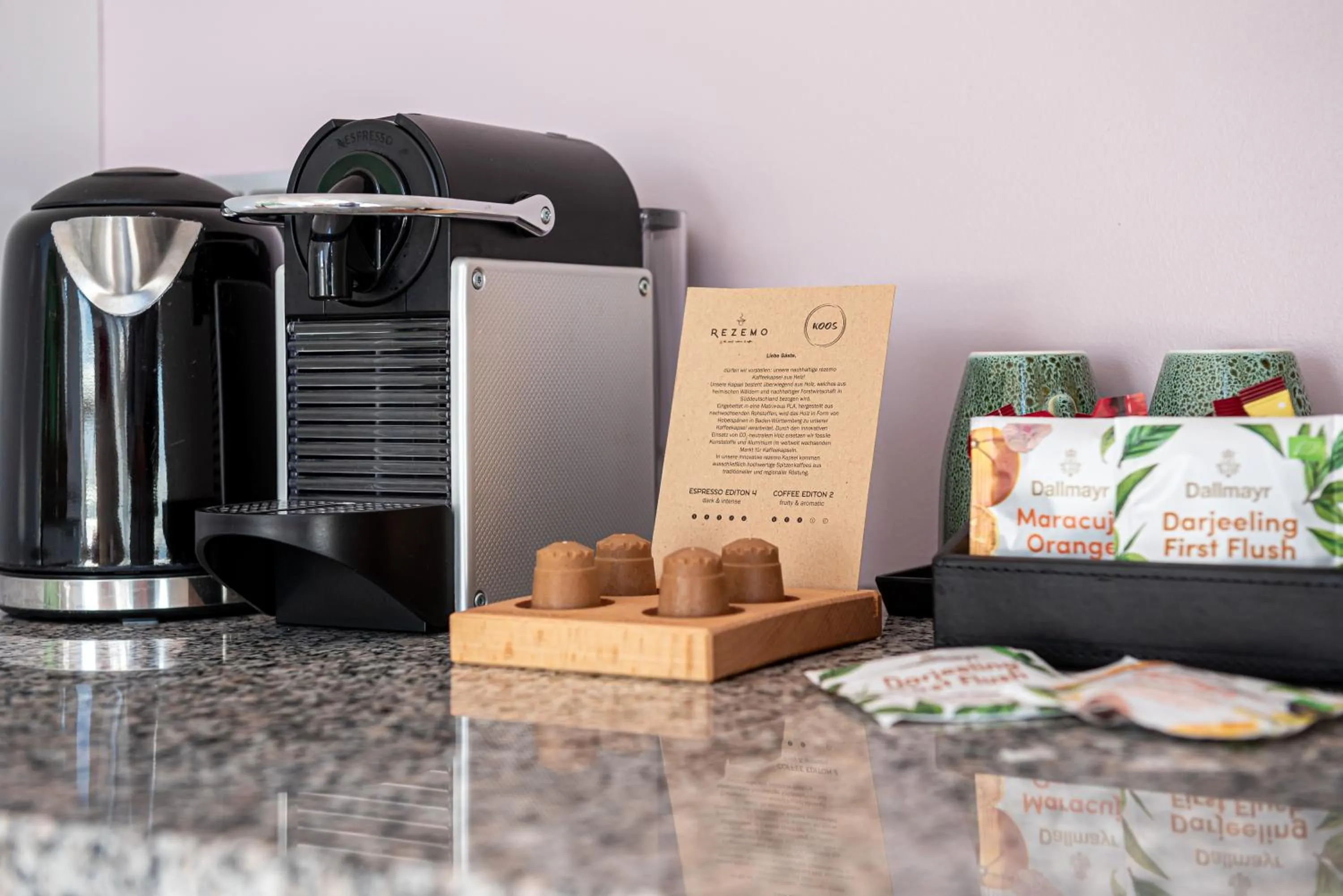 Coffee/tea facilities in KOOS Hotel&Apartments - City Aparthotel