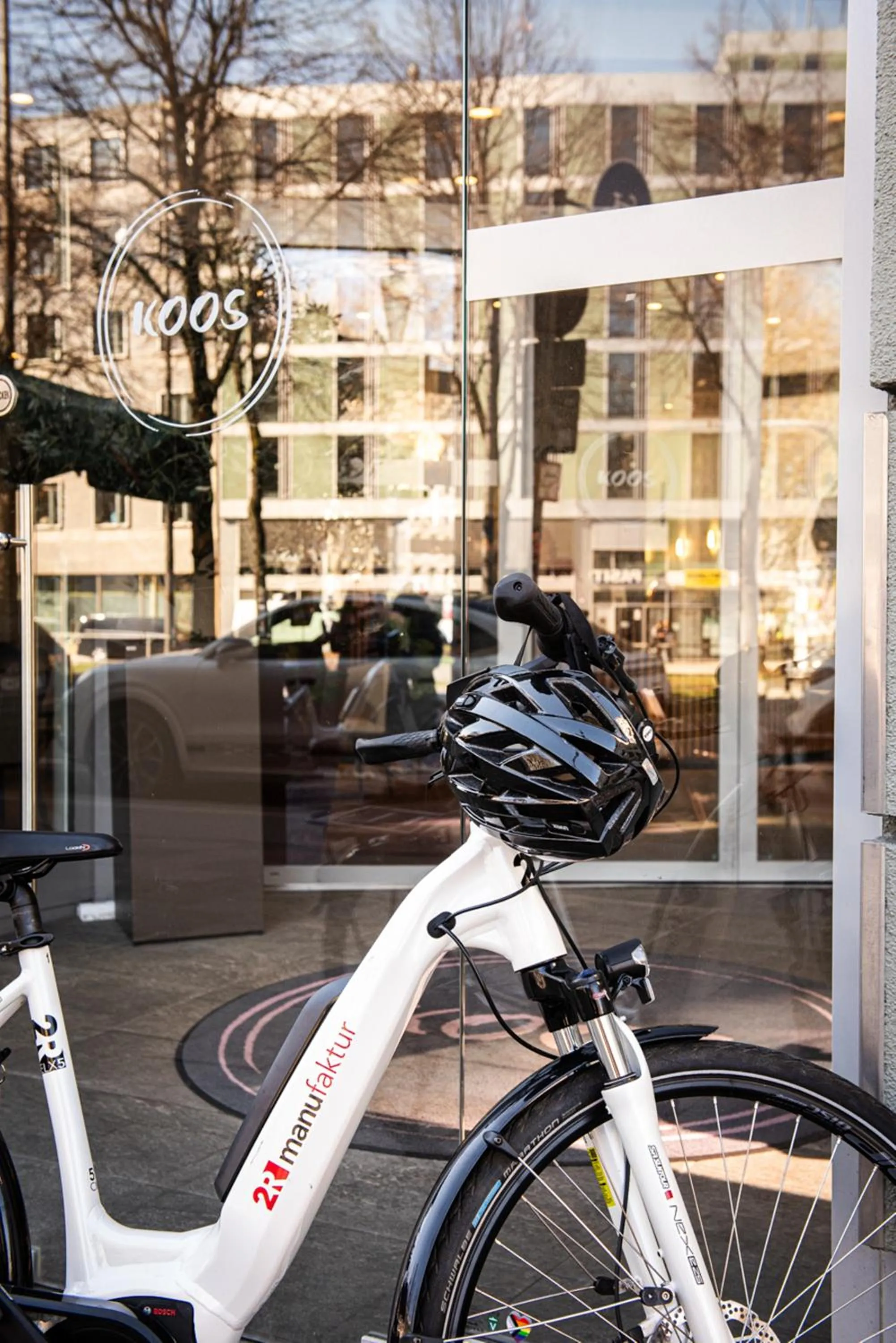 Cycling in KOOS Hotel&Apartments - City Aparthotel