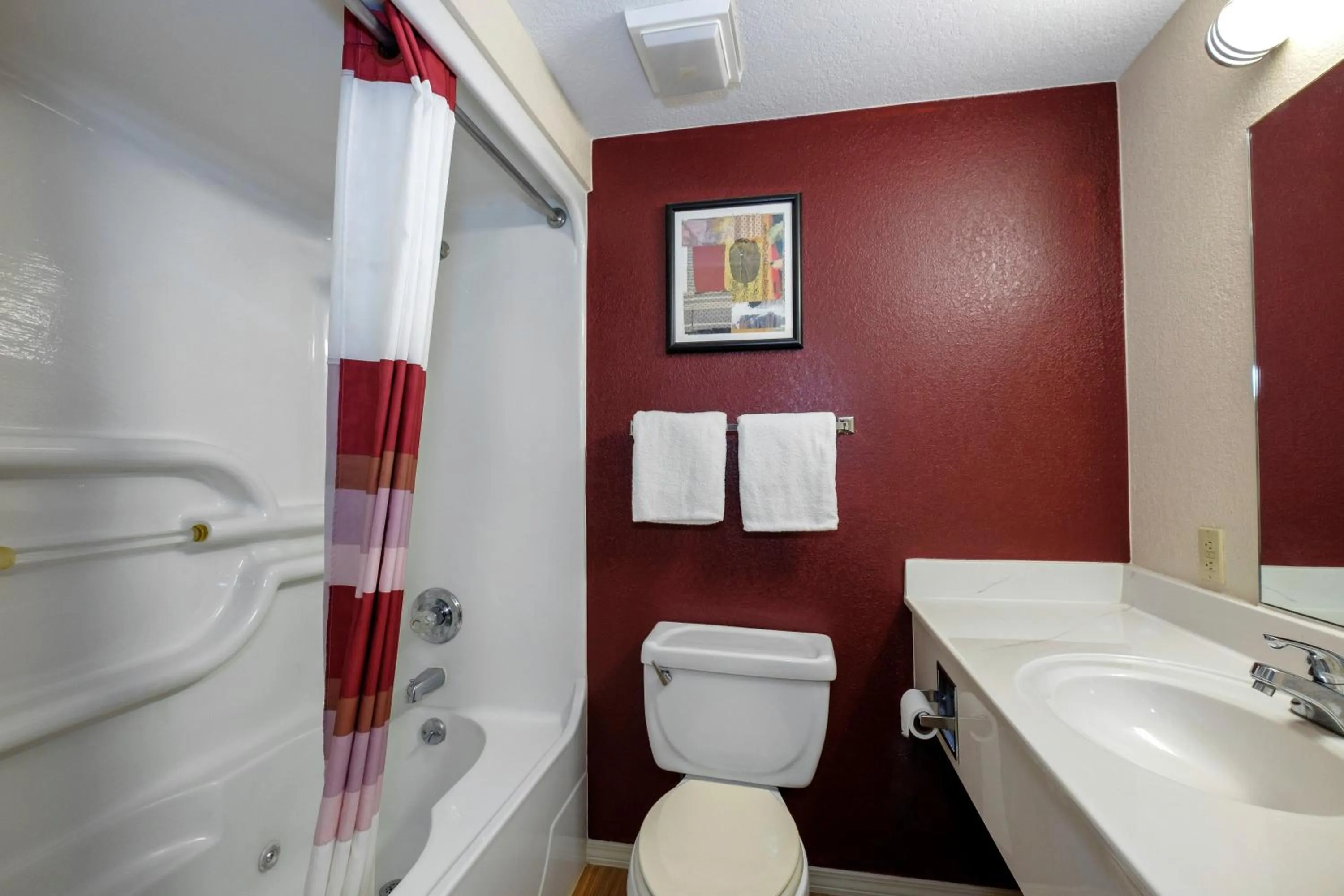 Bathroom in Holtoninnandsuites