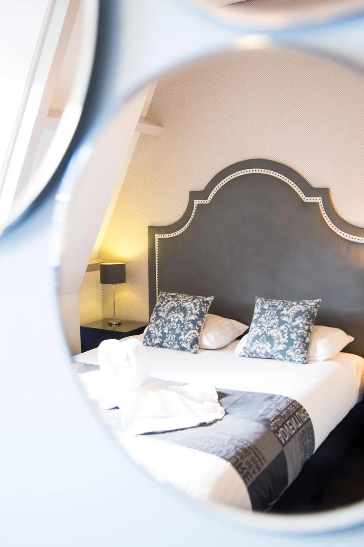 Decorative detail, Bed in Hotel Zilt