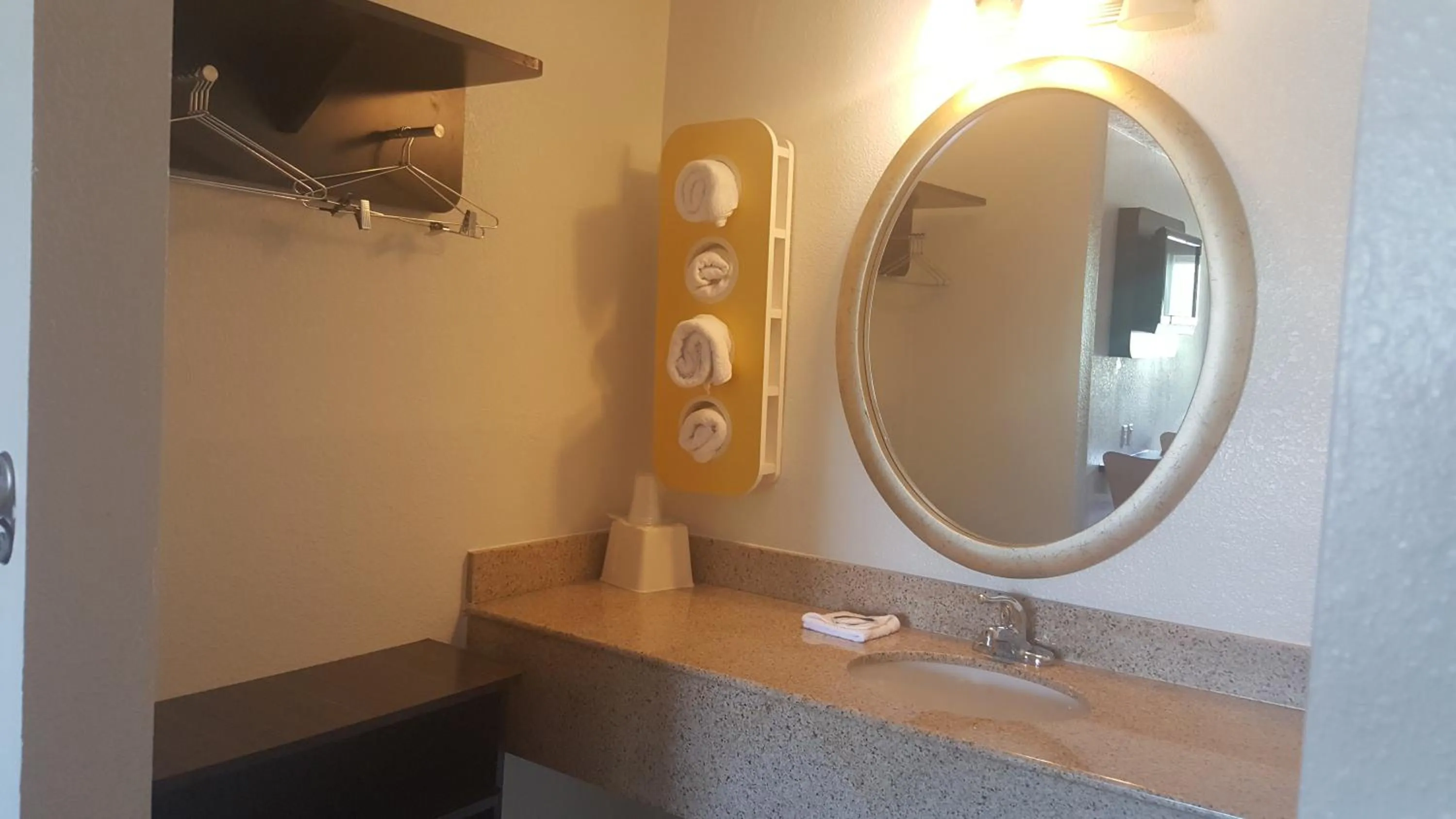 Bathroom in Motel 6-Columbus, OH - OSU