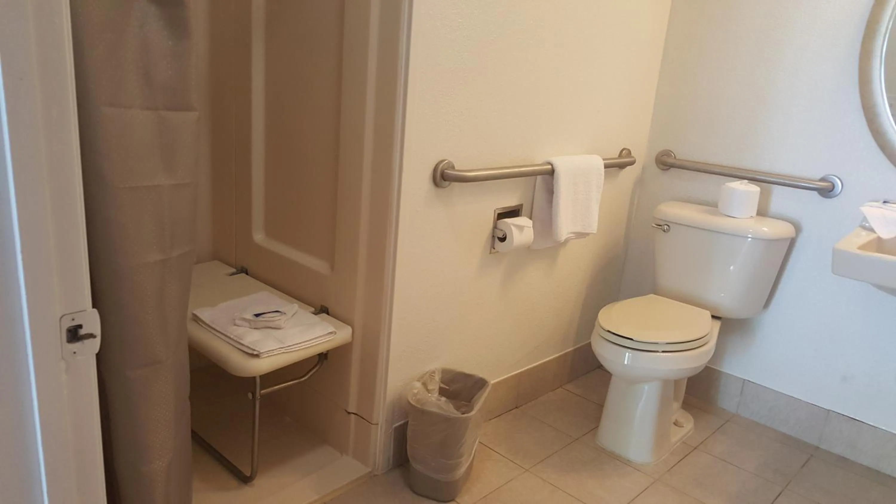Toilet in Motel 6-Columbus, OH - OSU