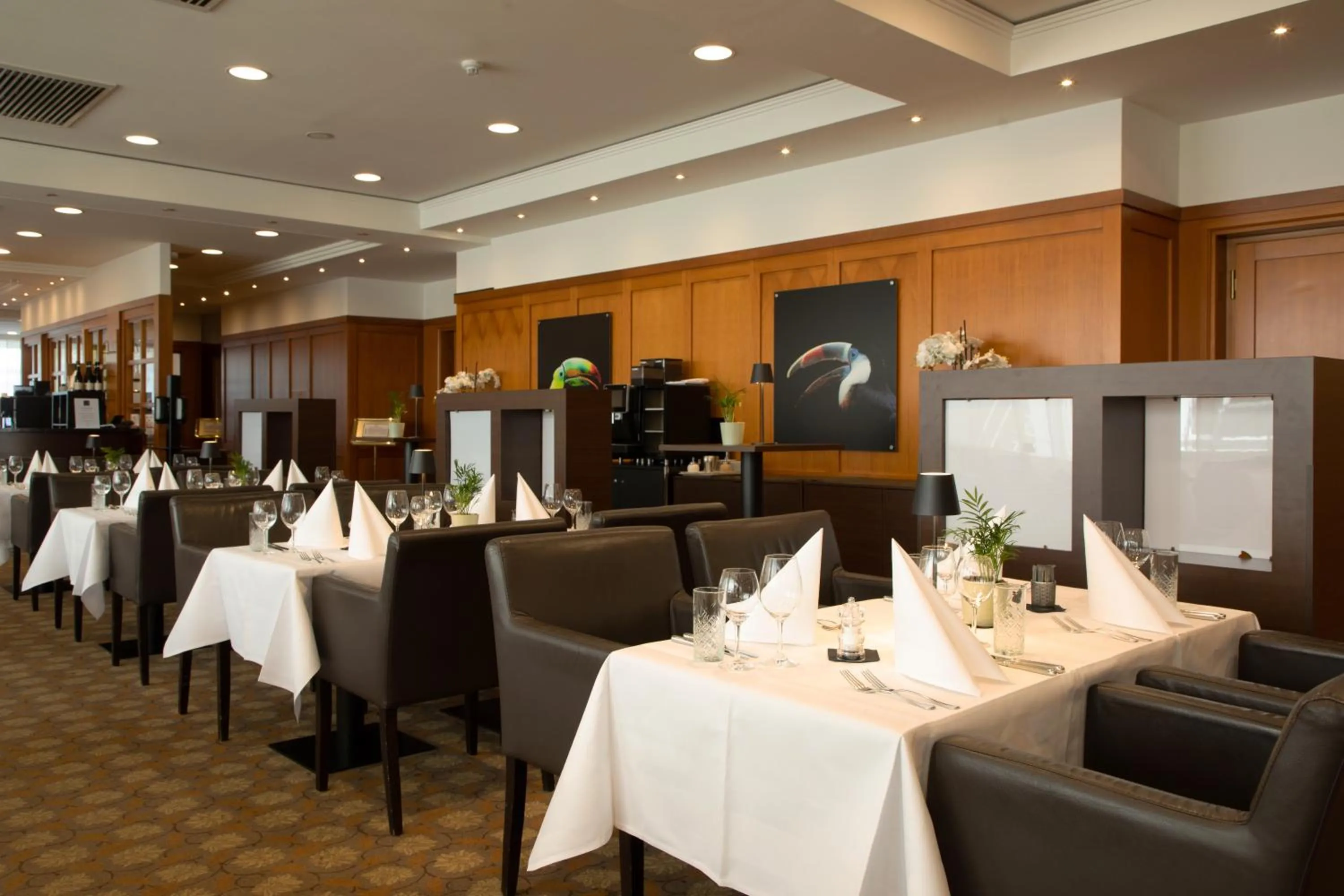 Restaurant/places to eat in SOALTEE Hotel by Trip Inn Frankfurt Messe Tagungshotel