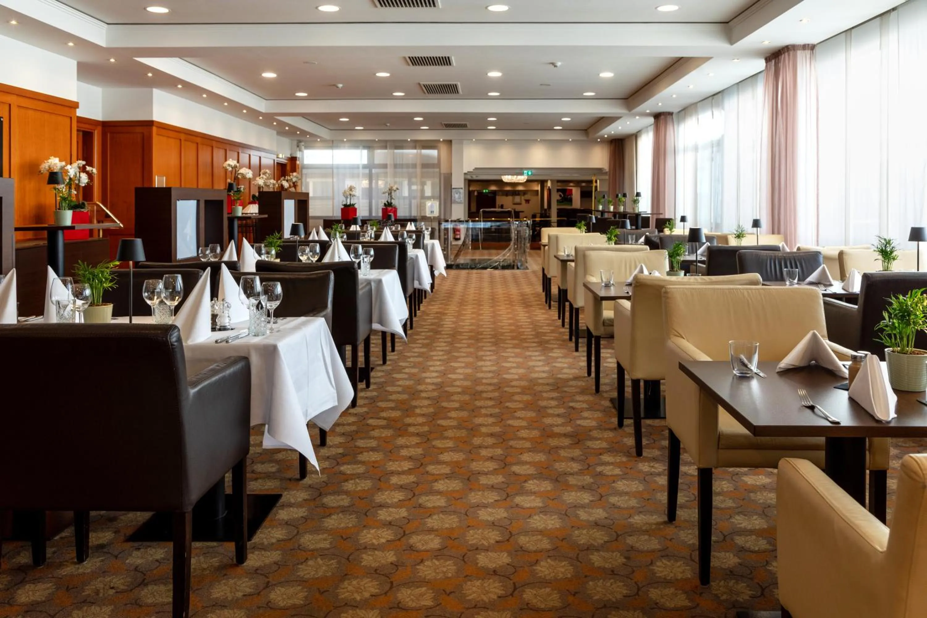 SOALTEE Hotel by Trip Inn Frankfurt Messe Tagungshotel