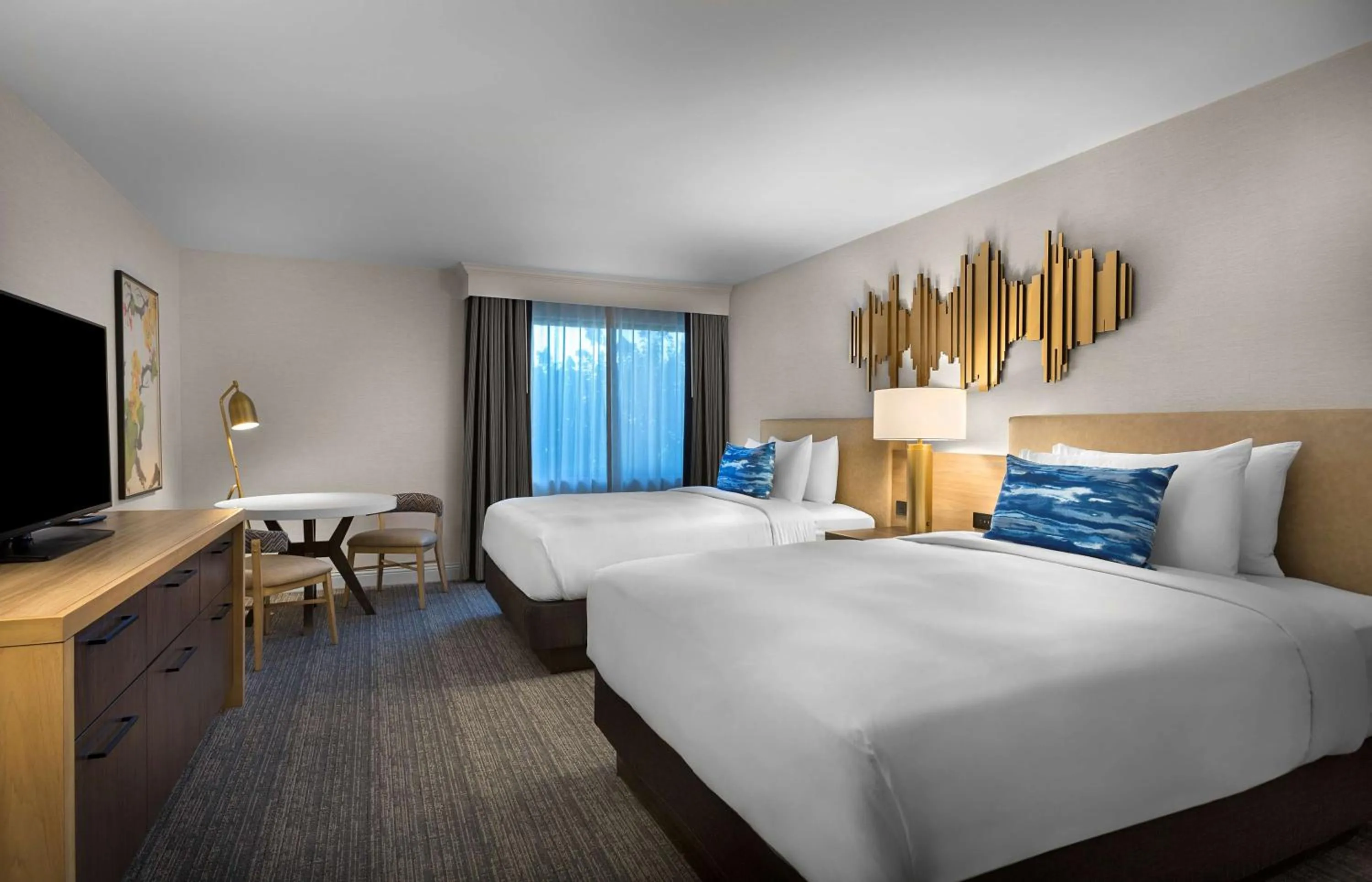 Decorative detail, Bed in Sonesta Silicon Valley