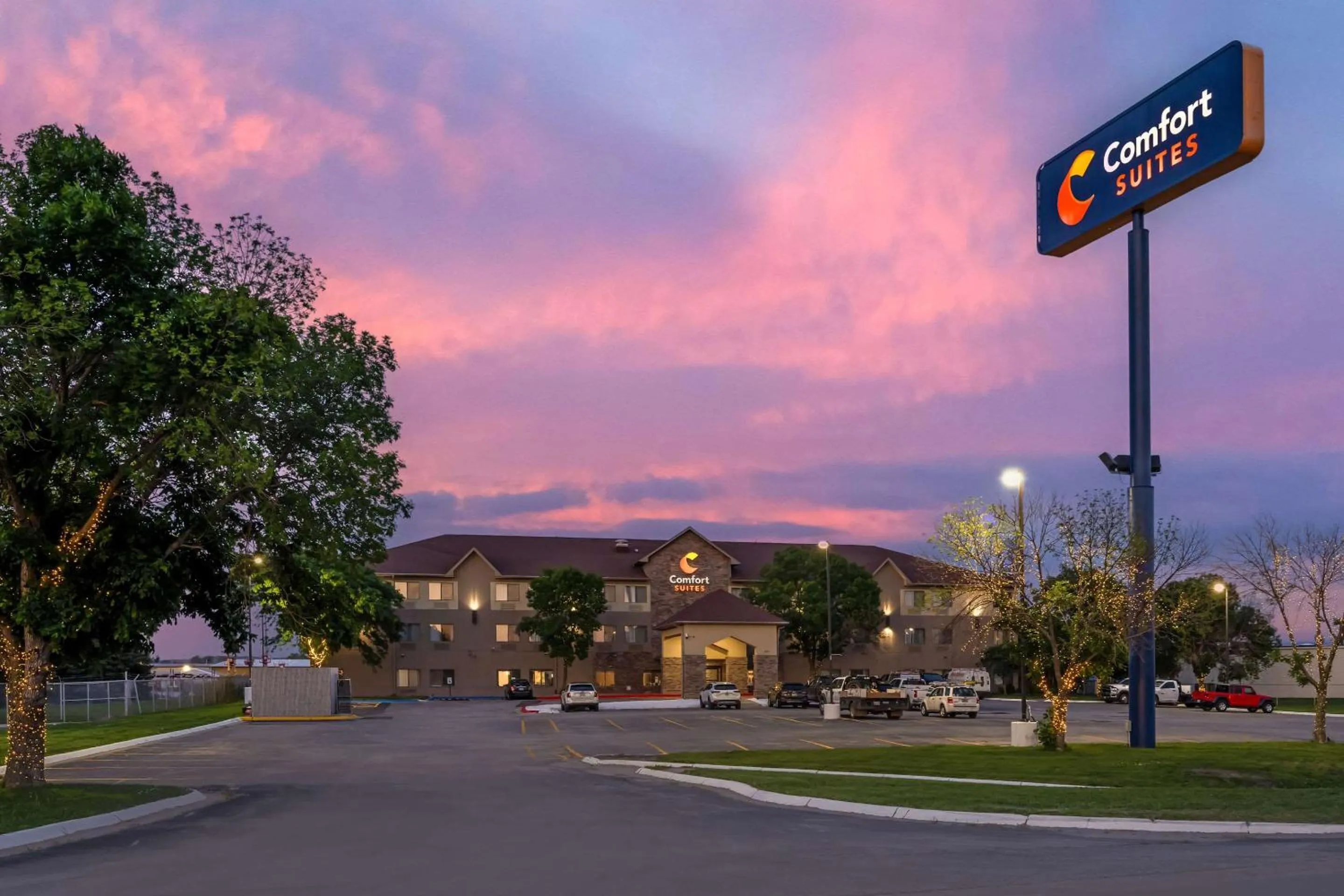 Property building in Comfort Suites Omaha East-Council Bluffs
