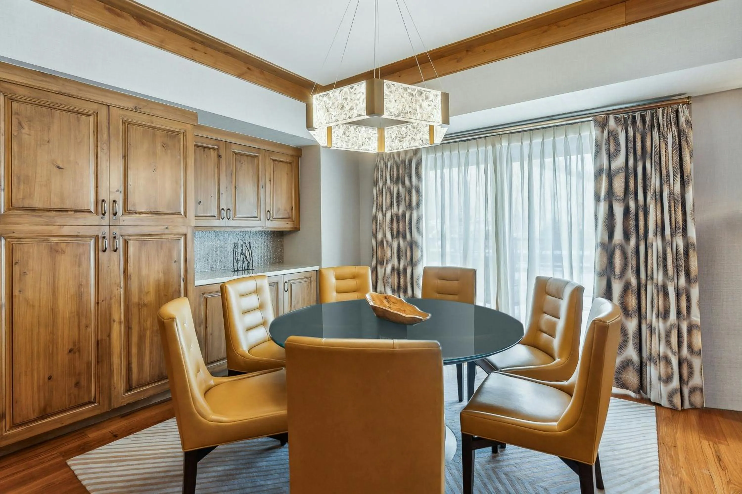 Photo of the whole room in St. Regis Deer Valley