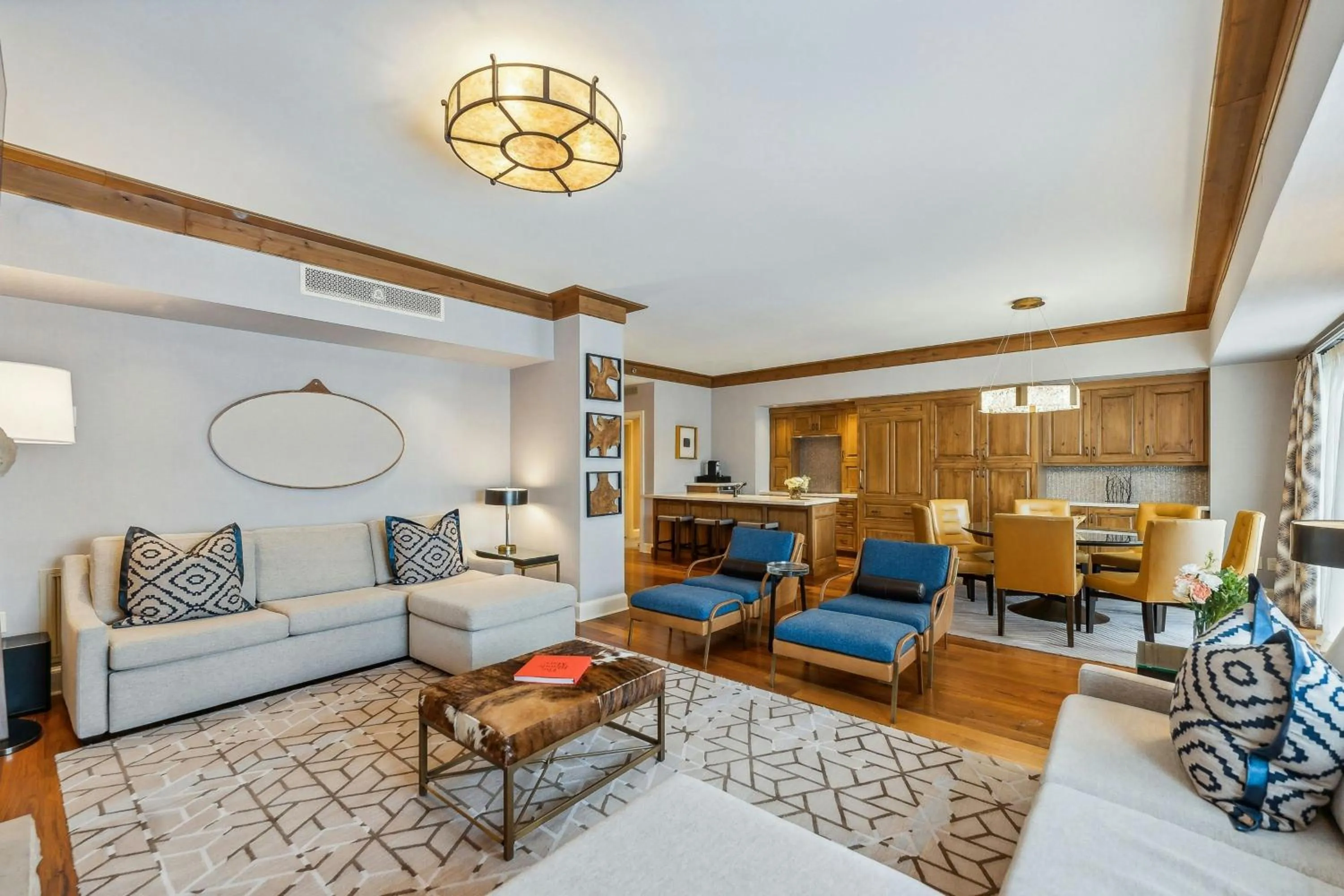 Photo of the whole room in St. Regis Deer Valley