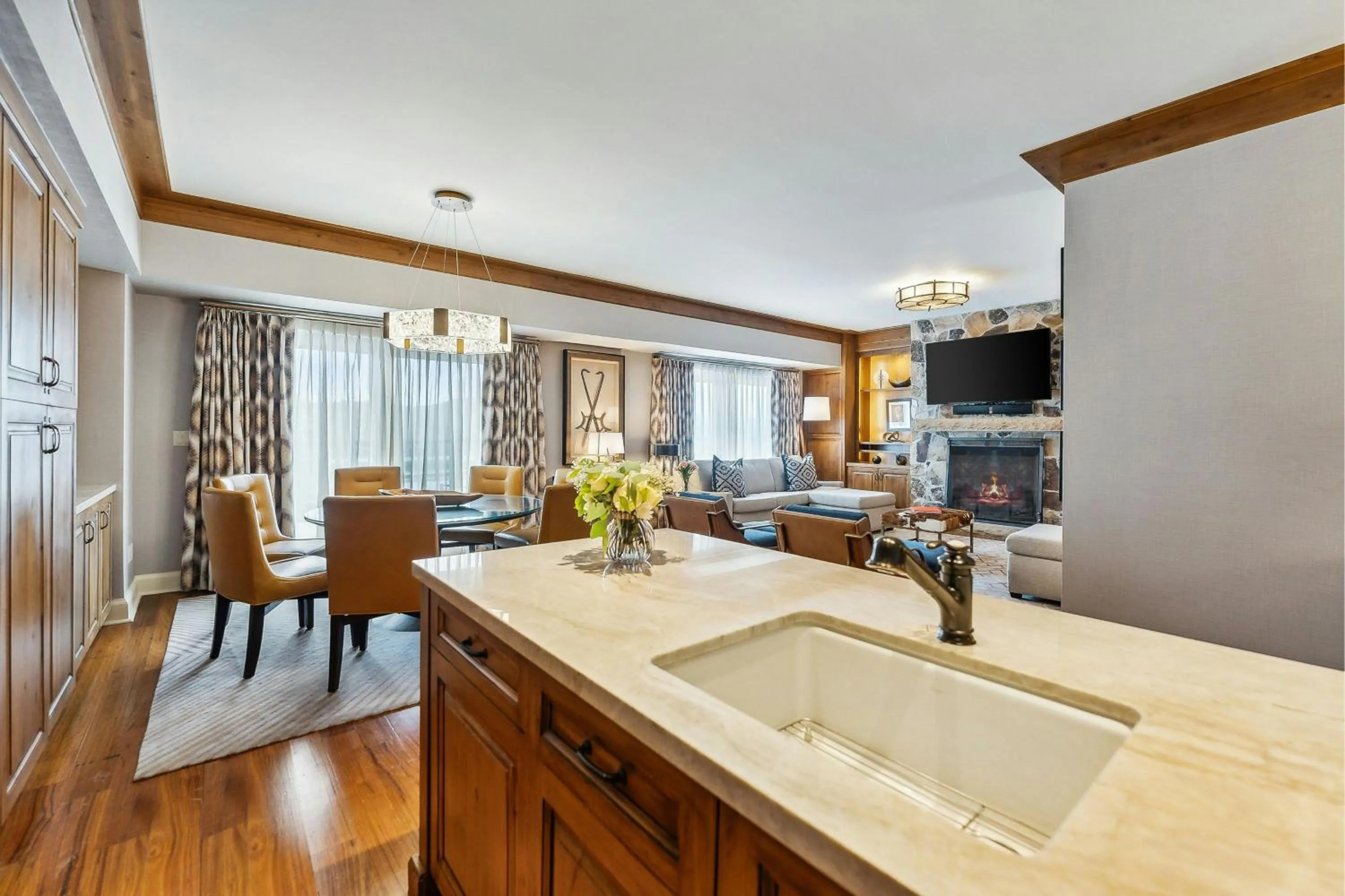 Photo of the whole room in St. Regis Deer Valley