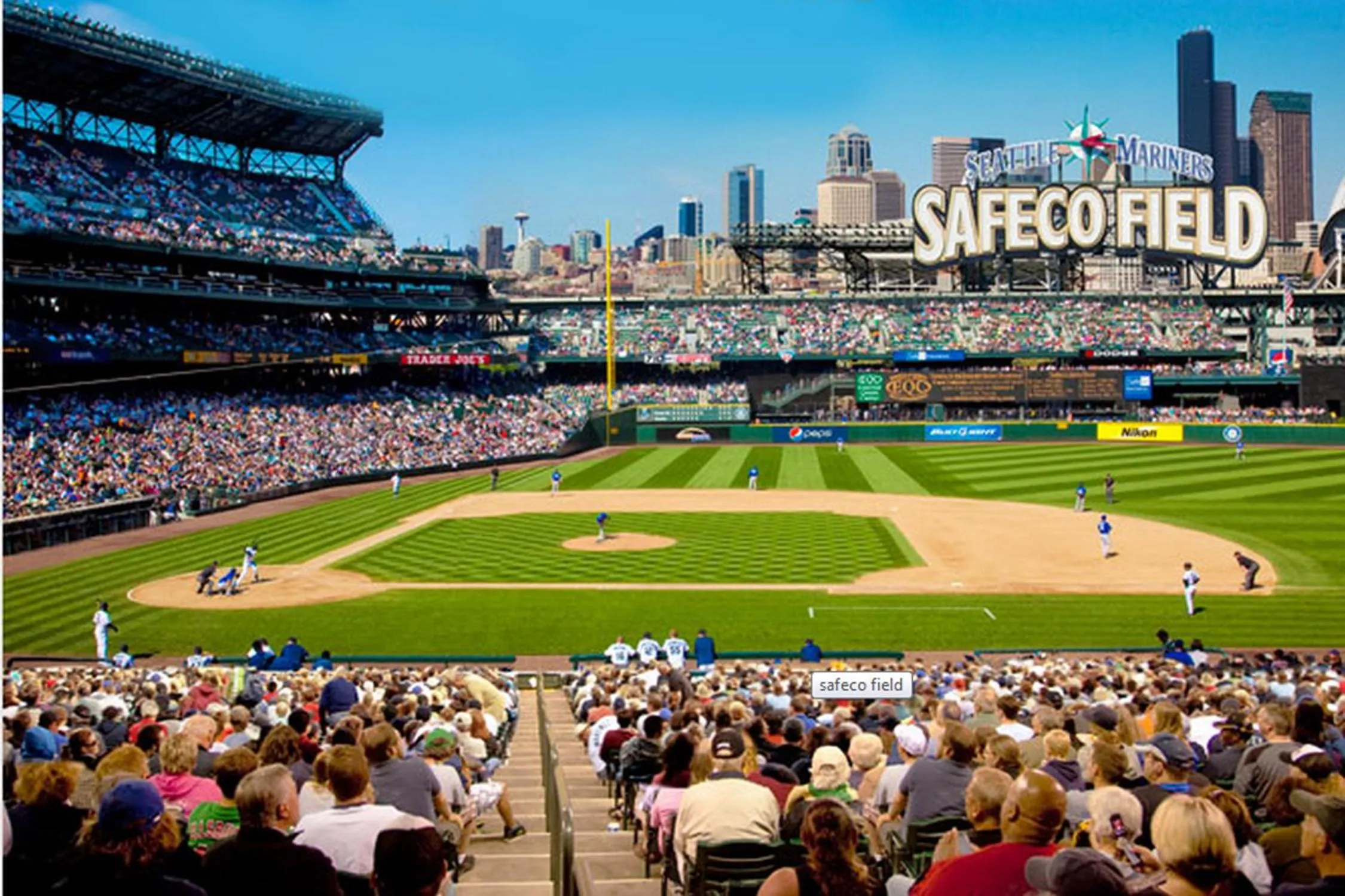 People in Hampton Inn & Suites by Hilton Seattle/Kent