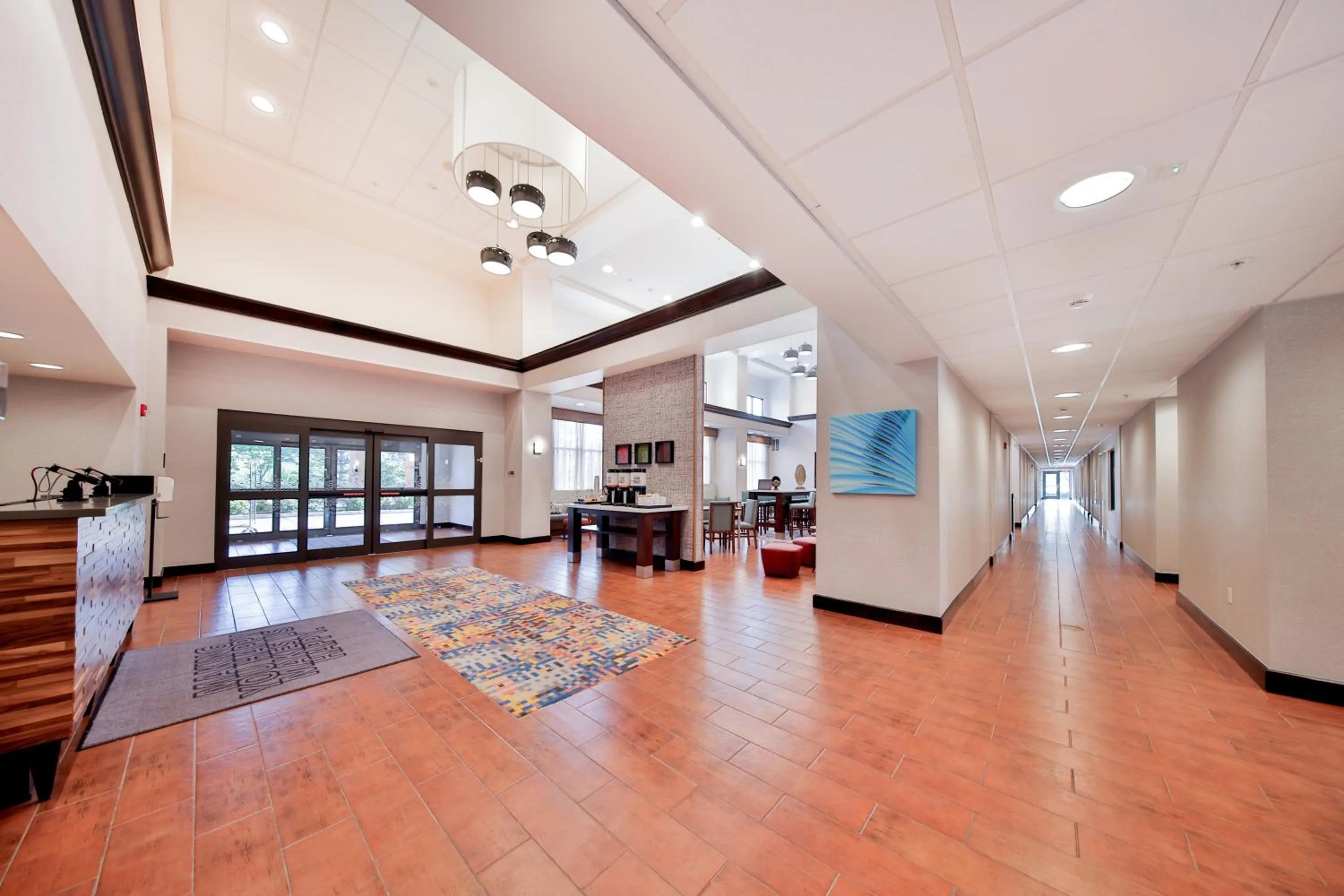 Coffee/tea facilities in Hampton Inn & Suites by Hilton Seattle/Kent