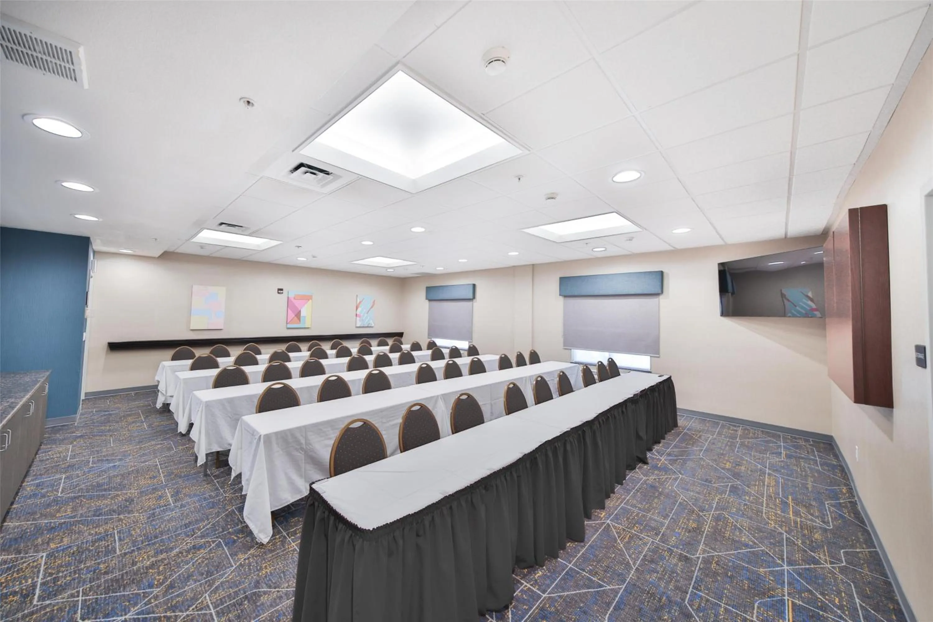 Meeting/conference room in Hampton Inn & Suites by Hilton Seattle/Kent