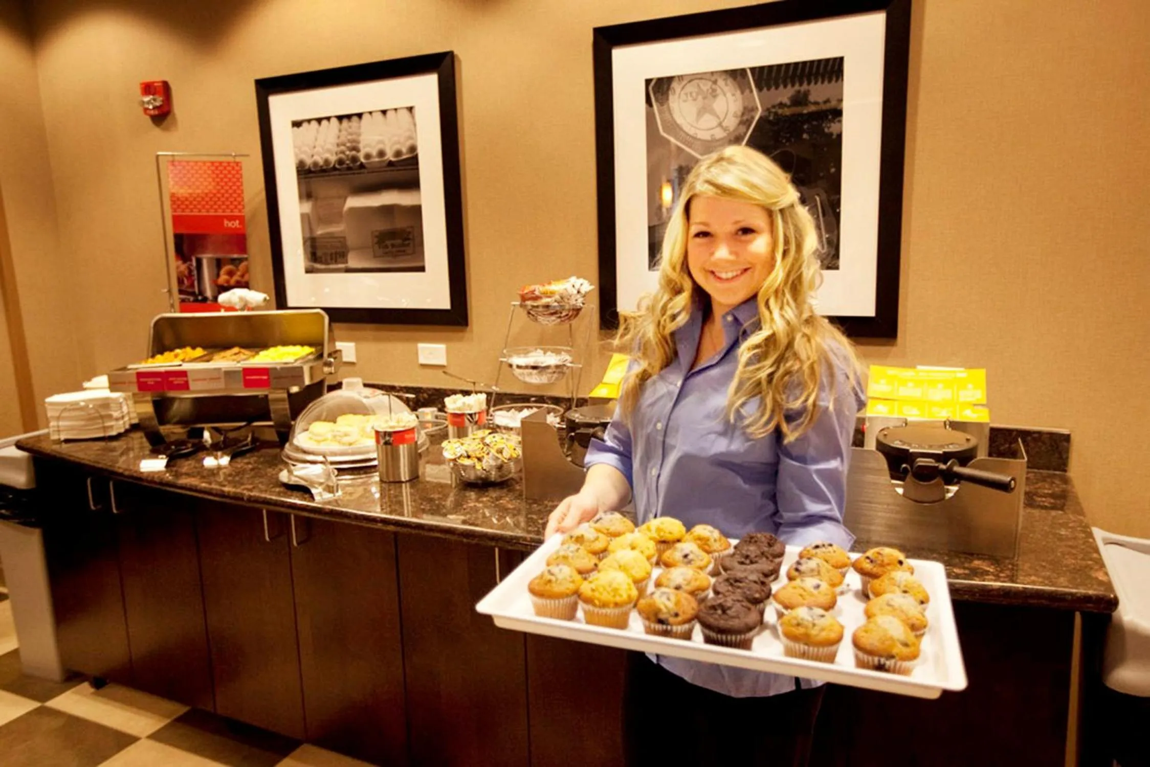 Restaurant/places to eat in Hampton Inn & Suites by Hilton Seattle/Kent