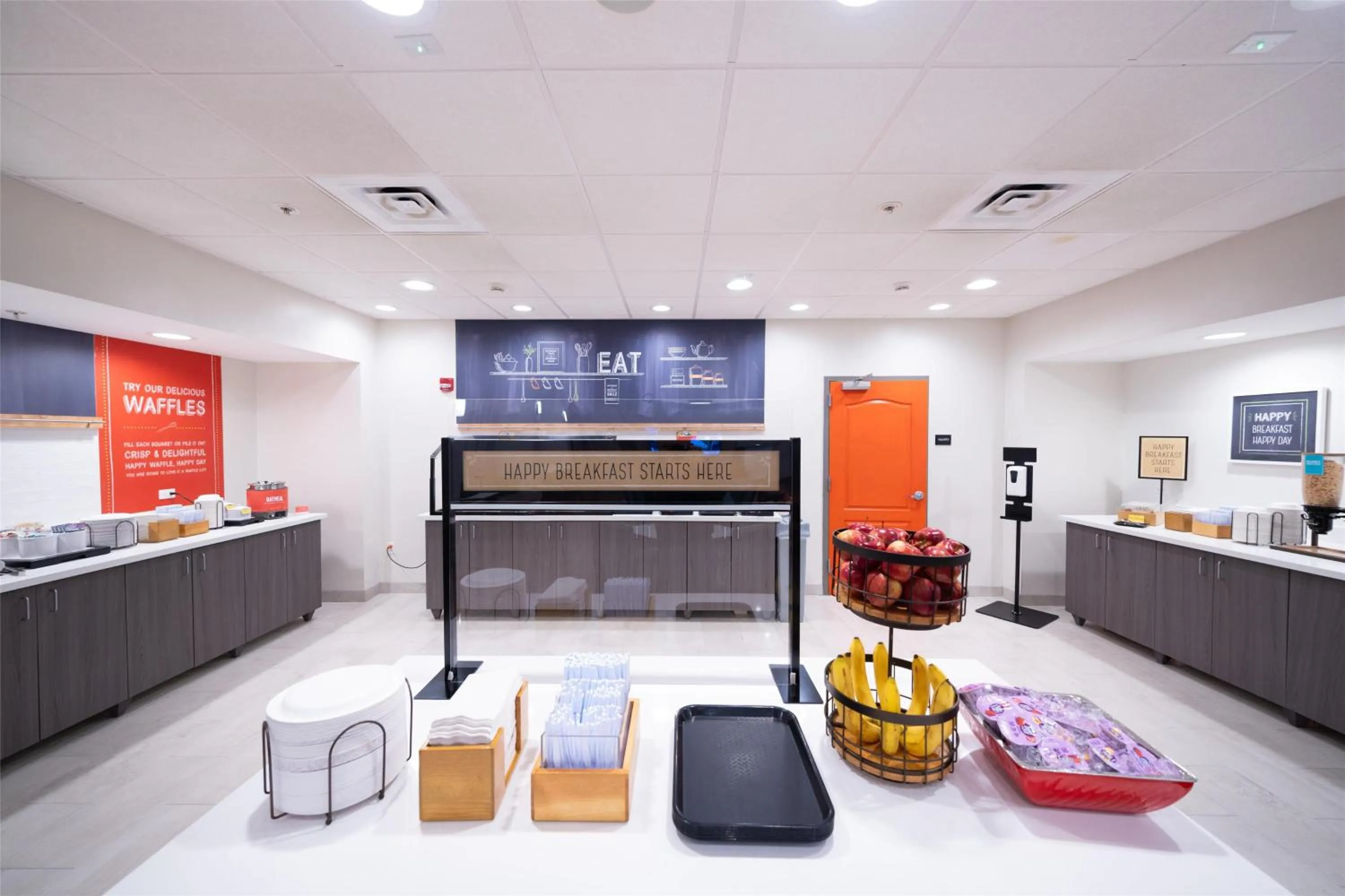 Breakfast in Hampton Inn & Suites by Hilton Seattle/Kent