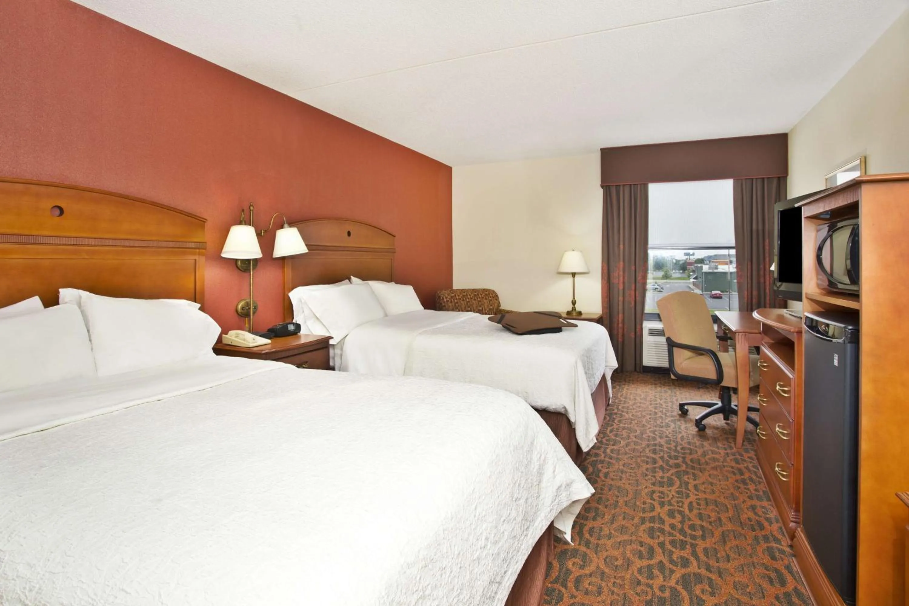 Bed in Baymont by Wyndham Boston Heights/Hudson