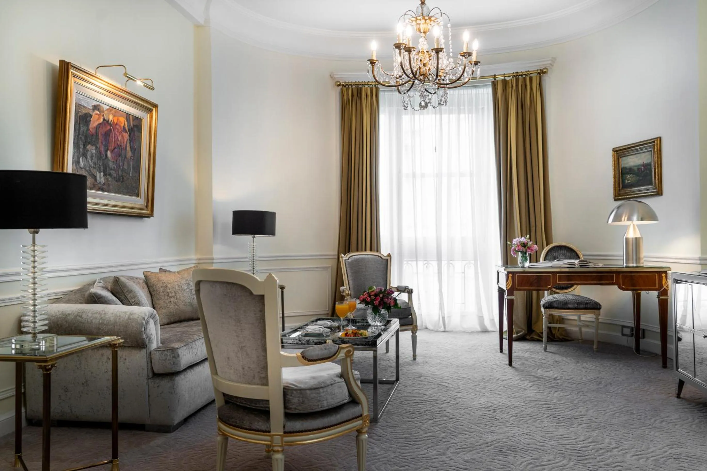 Seating area in Alvear Palace Hotel - Leading Hotels of the World