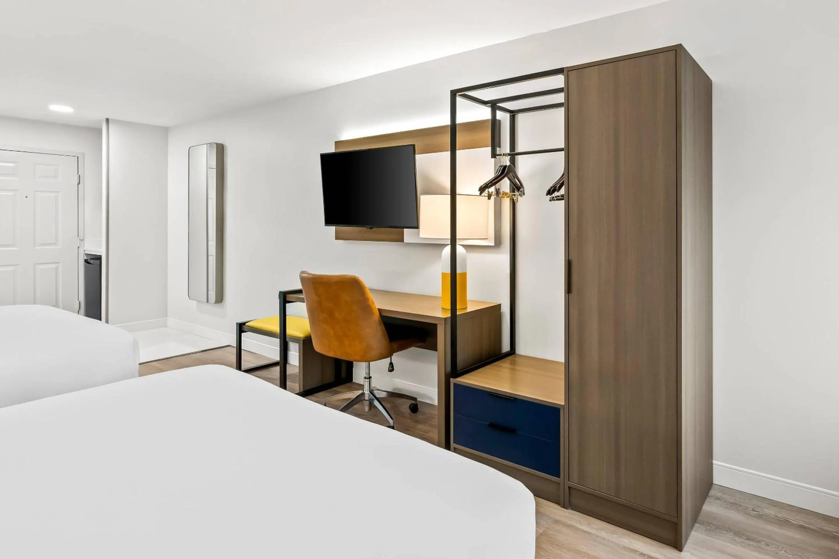 Bedroom, Bed in Comfort Inn & Suites Salt Lake City I-80 I-15 Downtown