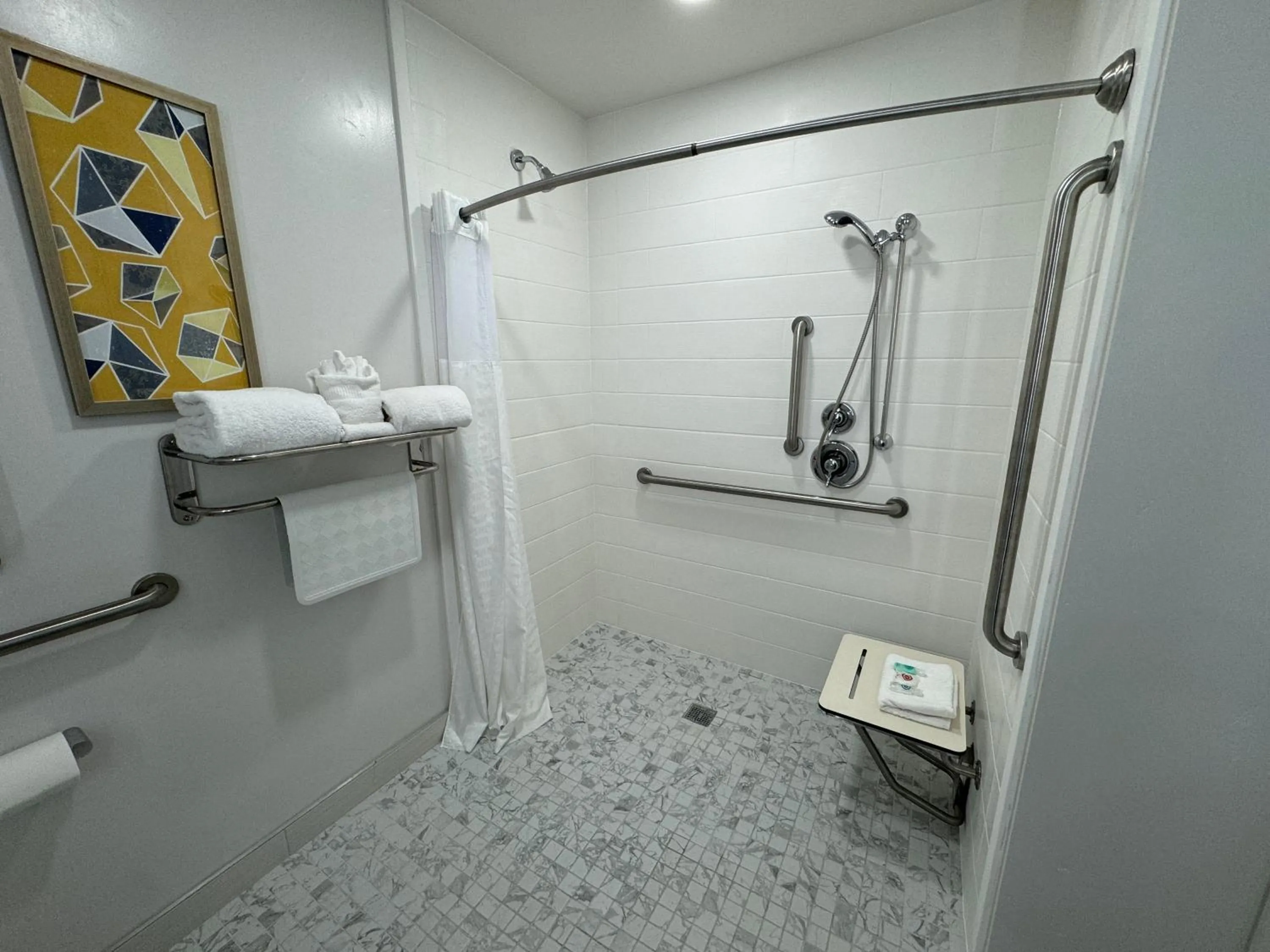 Property building in Comfort Inn & Suites Salt Lake City I-80 I-15 Downtown