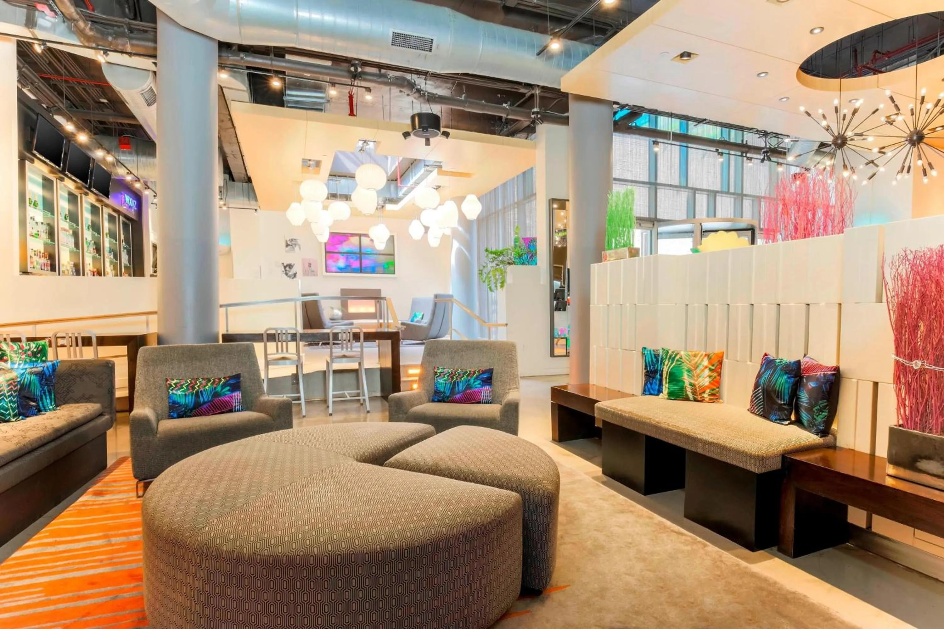 Lounge or bar in Aloft Harlem