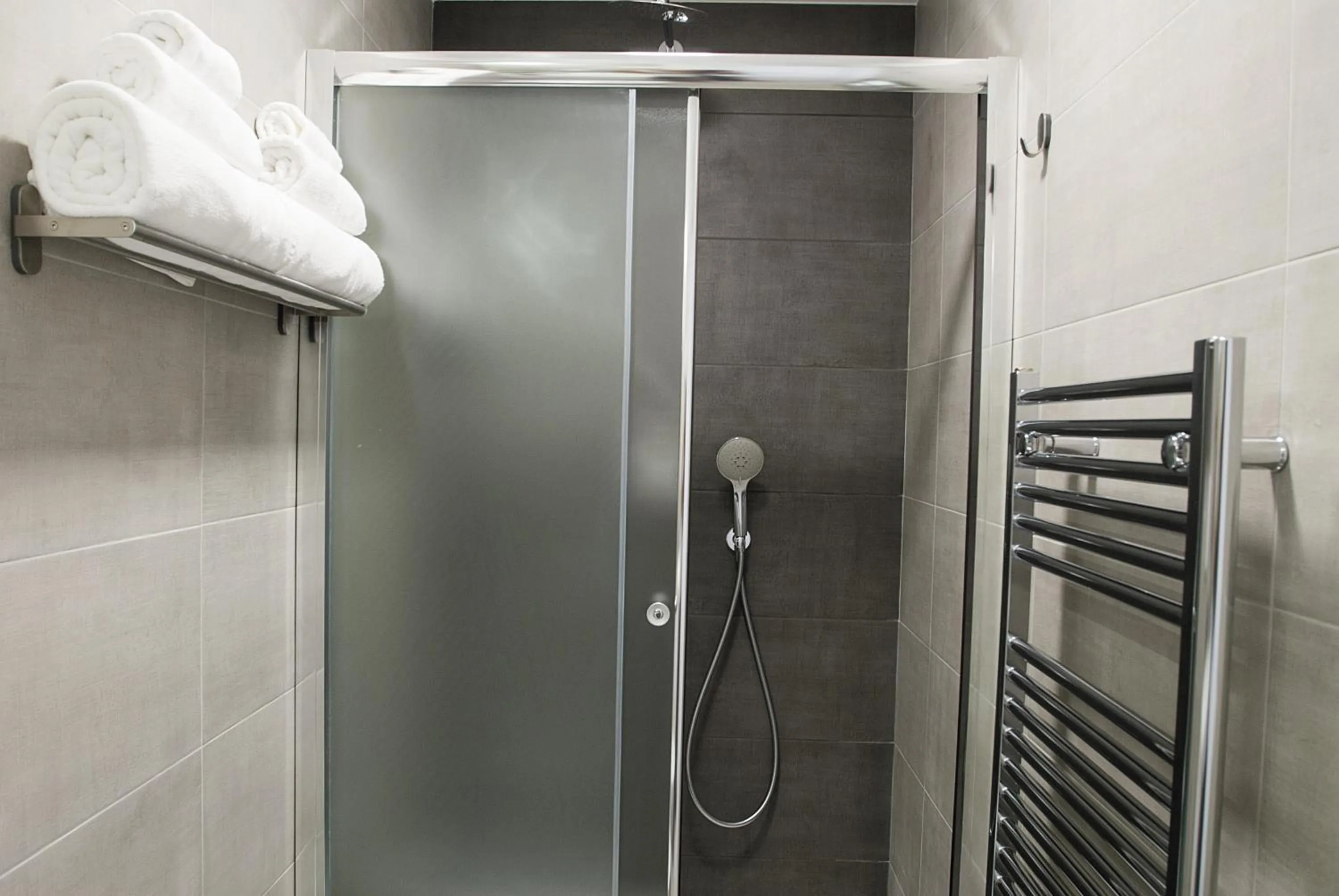 Bathroom in Merulana Holidays