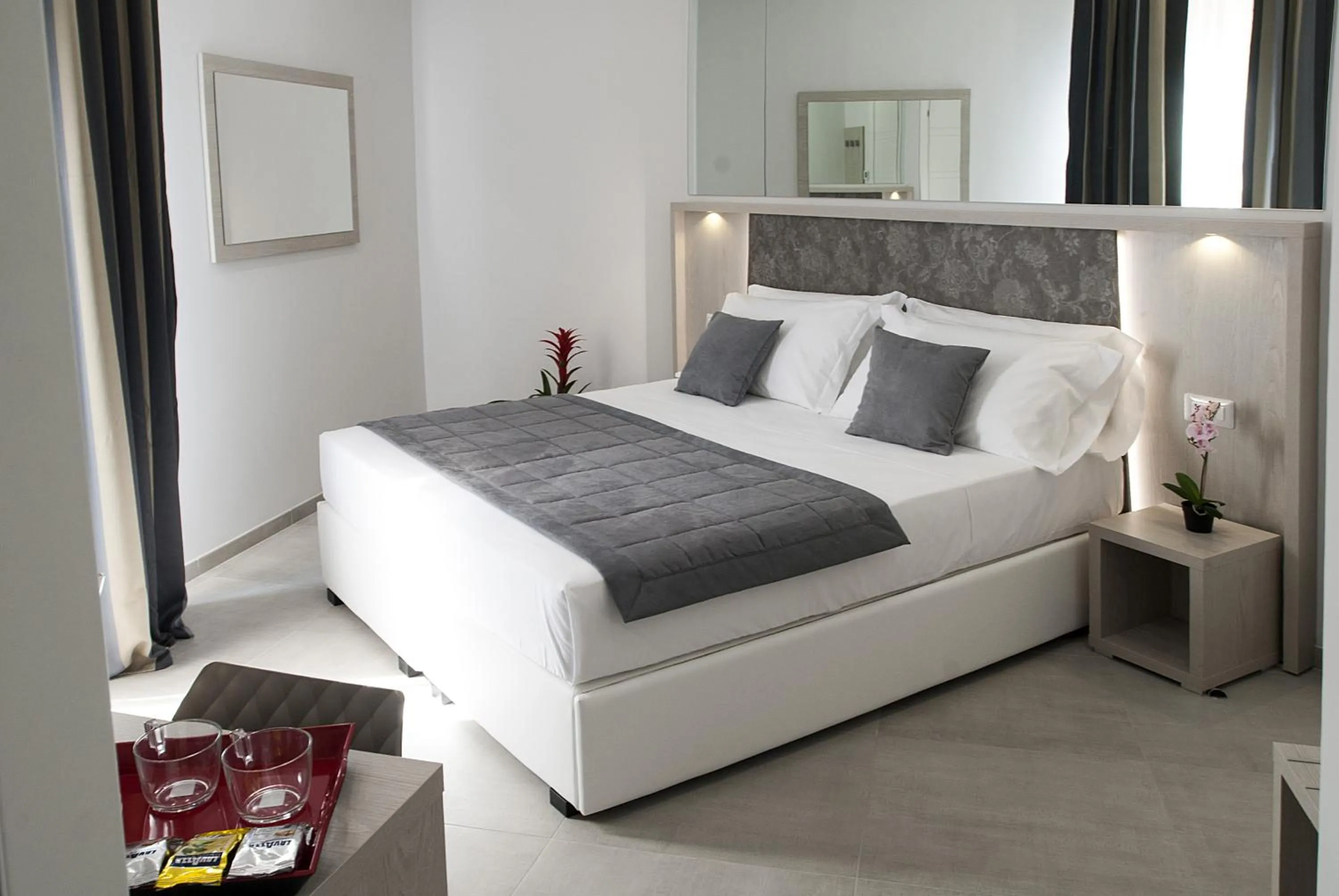 Photo of the whole room, Bed in Merulana Holidays